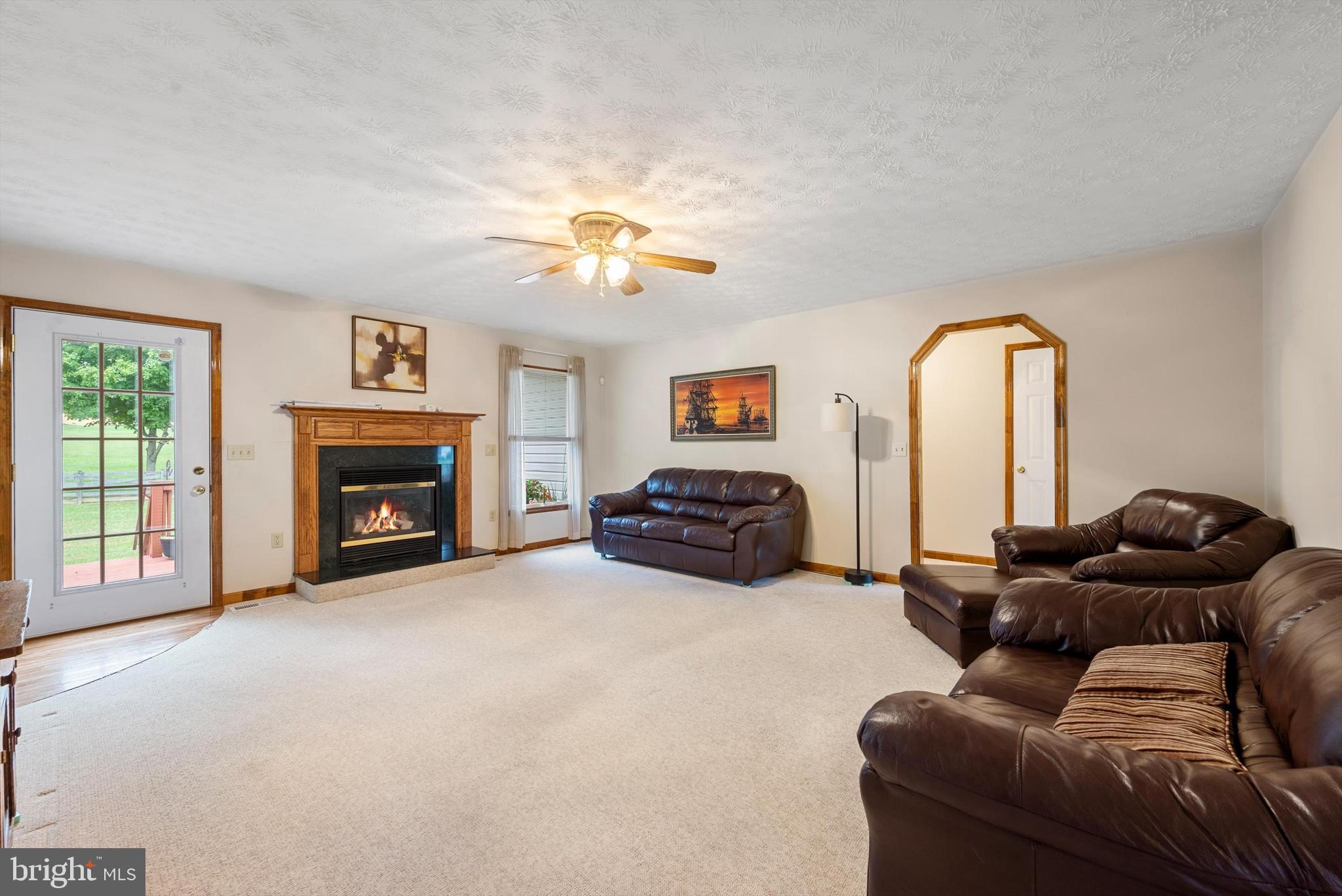 OAK TREE EAST - Residential