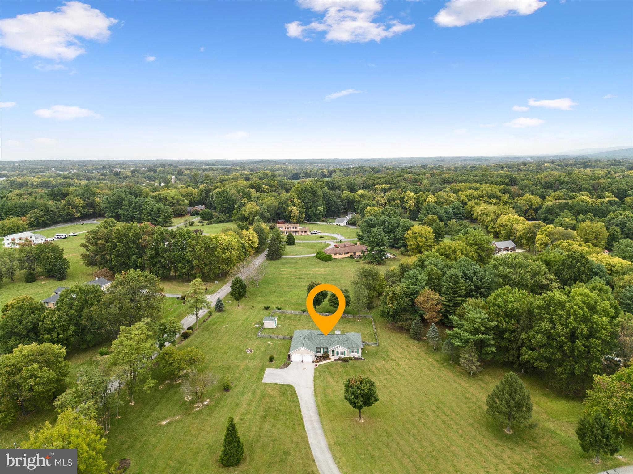 OAK TREE EAST - Residential