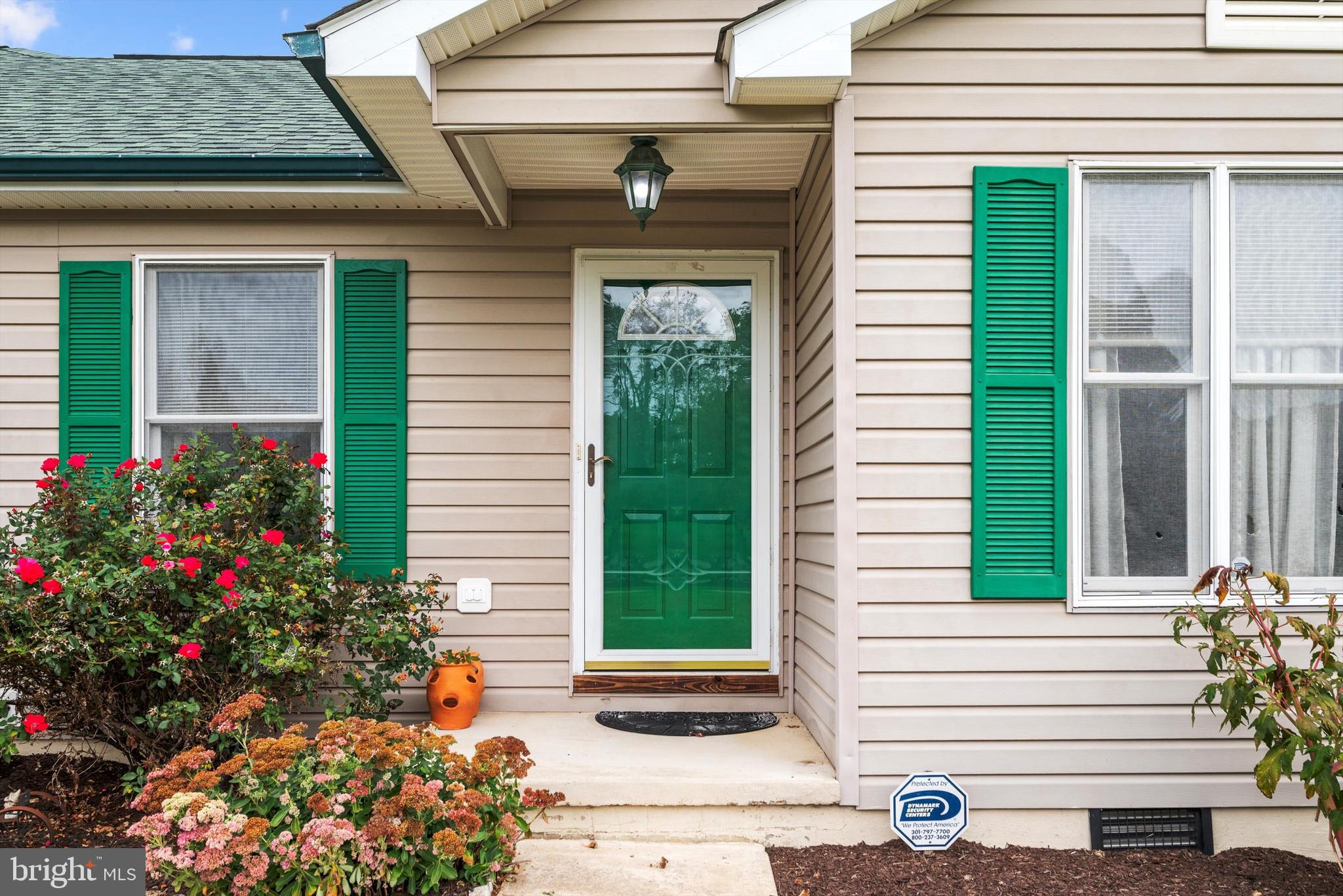 OAK TREE EAST - Residential