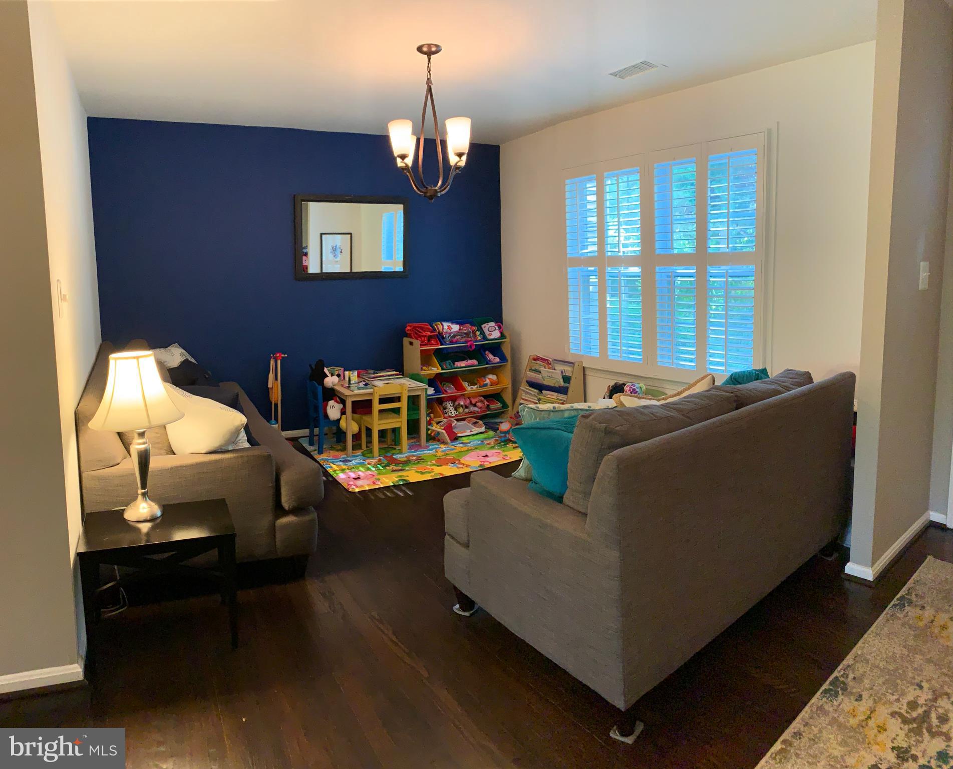 WOODWALK - Residential Lease