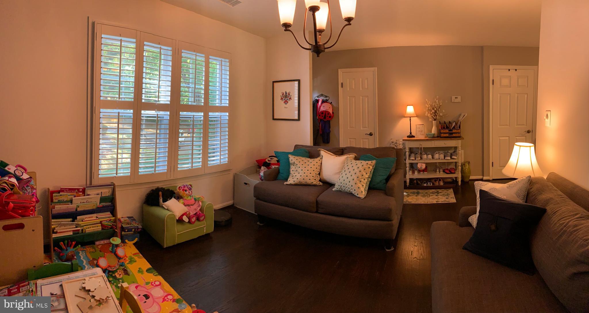 WOODWALK - Residential Lease