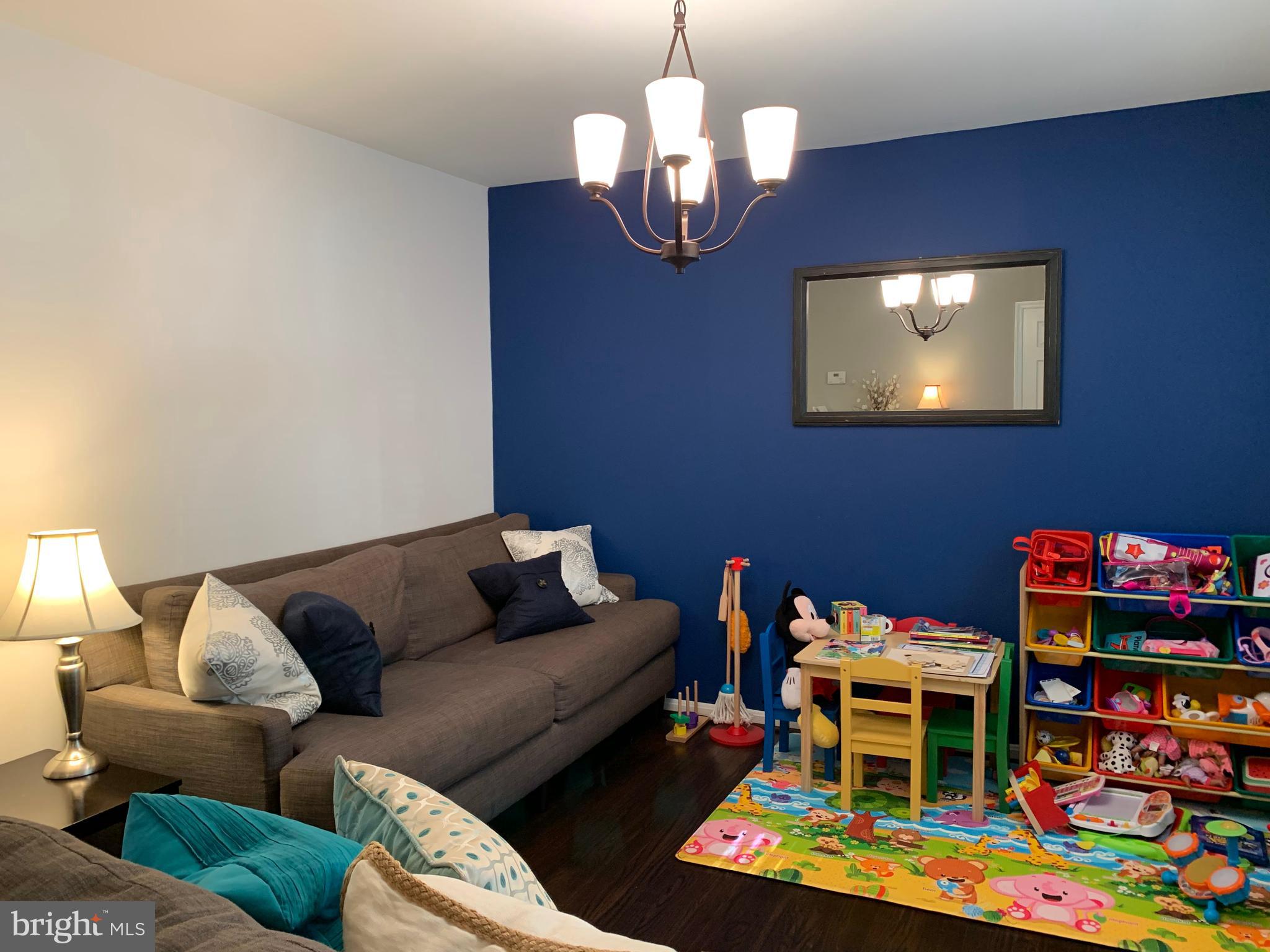 WOODWALK - Residential Lease