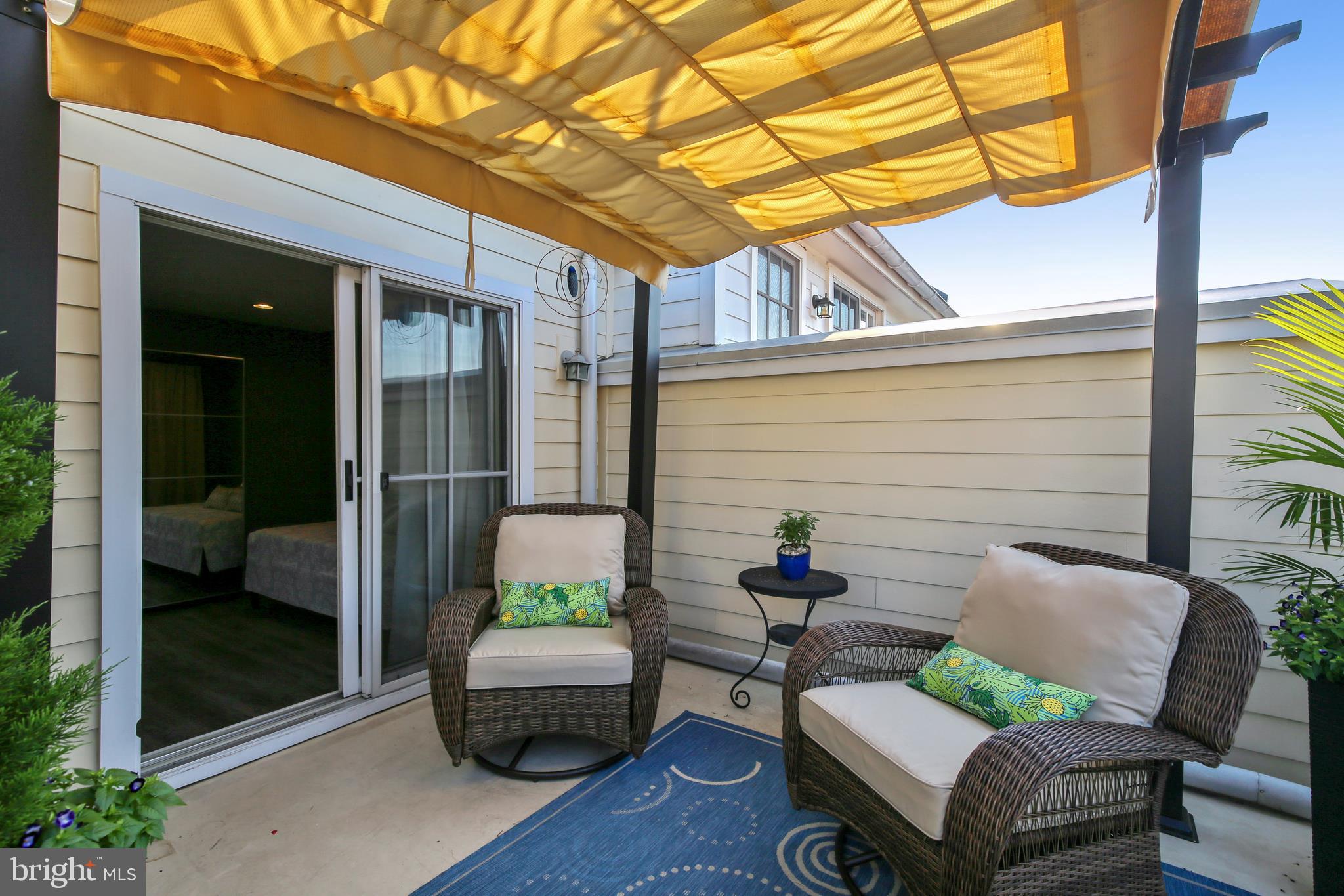 CHATHAM SQUARE - Residential