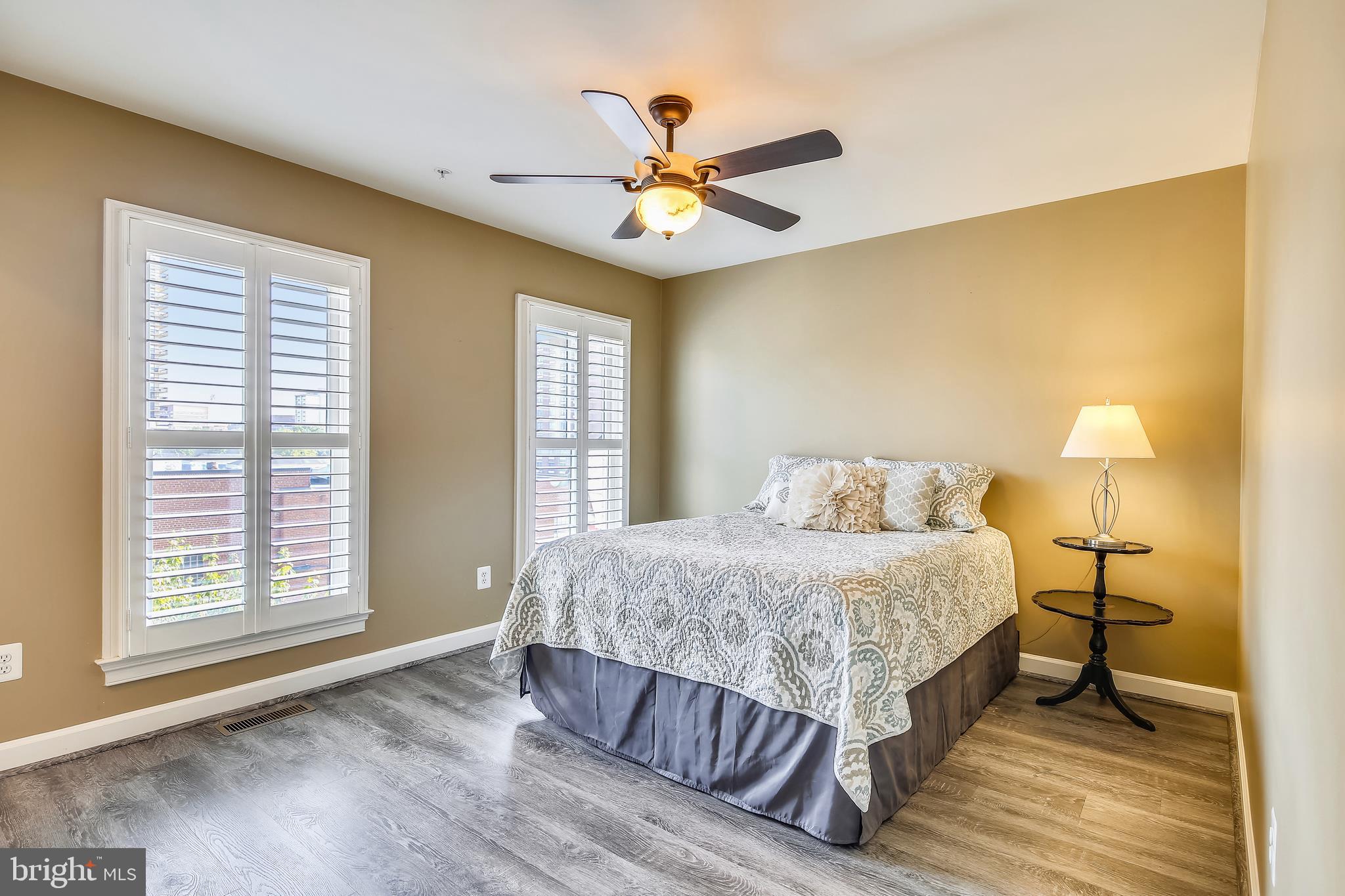 CHATHAM SQUARE - Residential