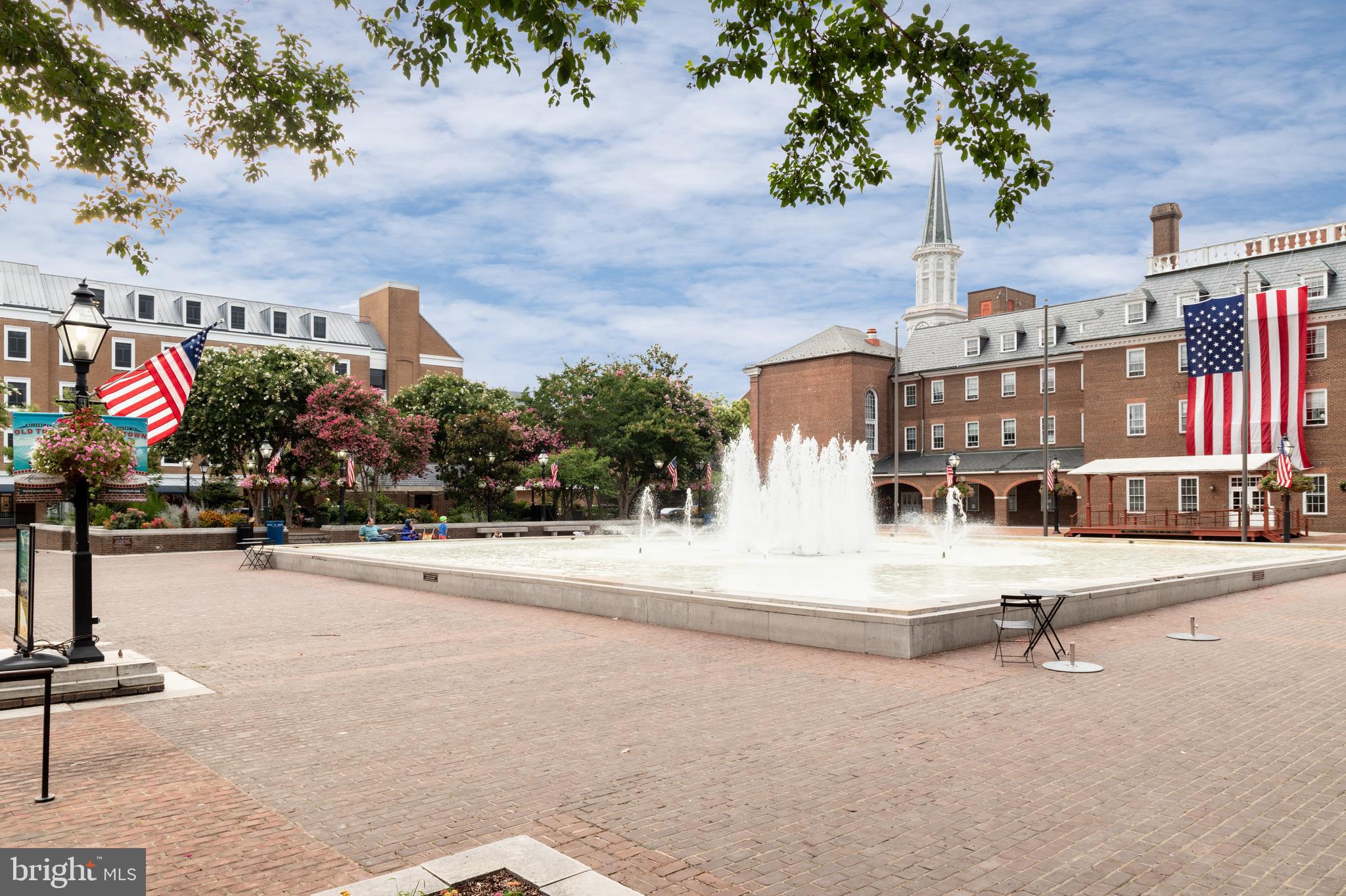 CHATHAM SQUARE - Residential