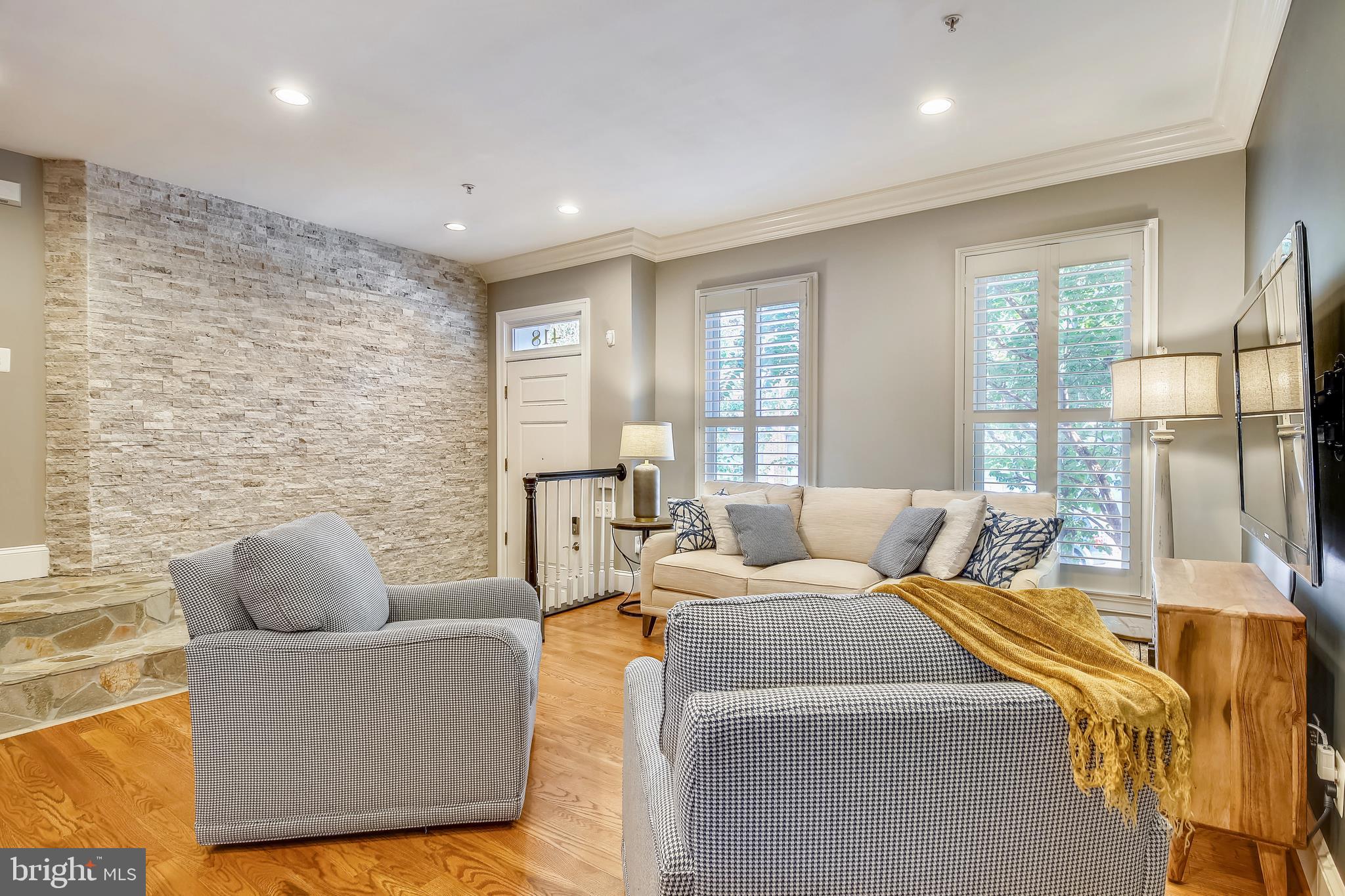 CHATHAM SQUARE - Residential