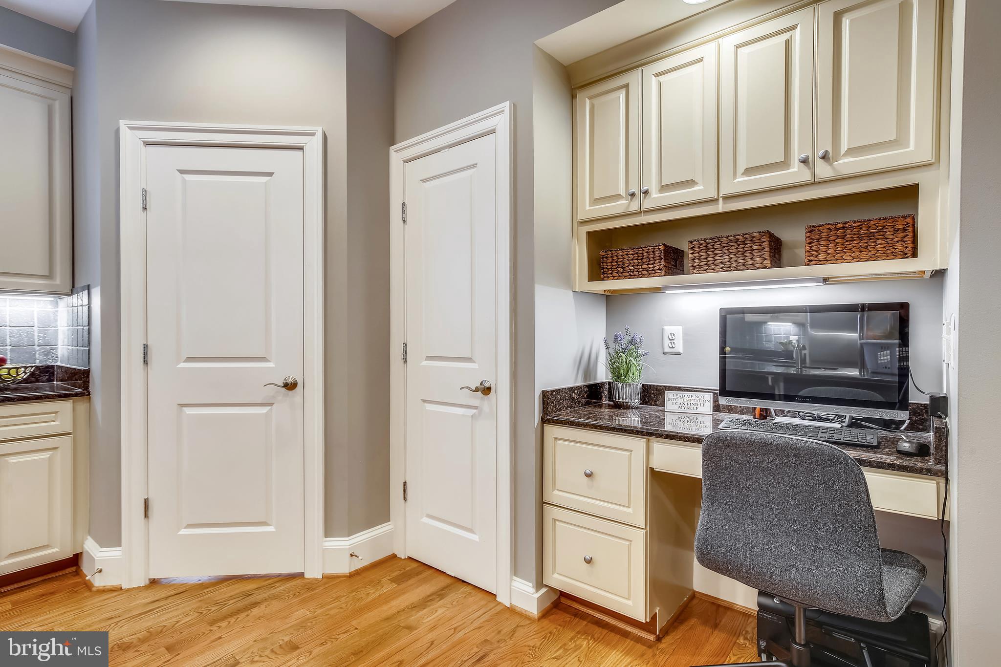 CHATHAM SQUARE - Residential