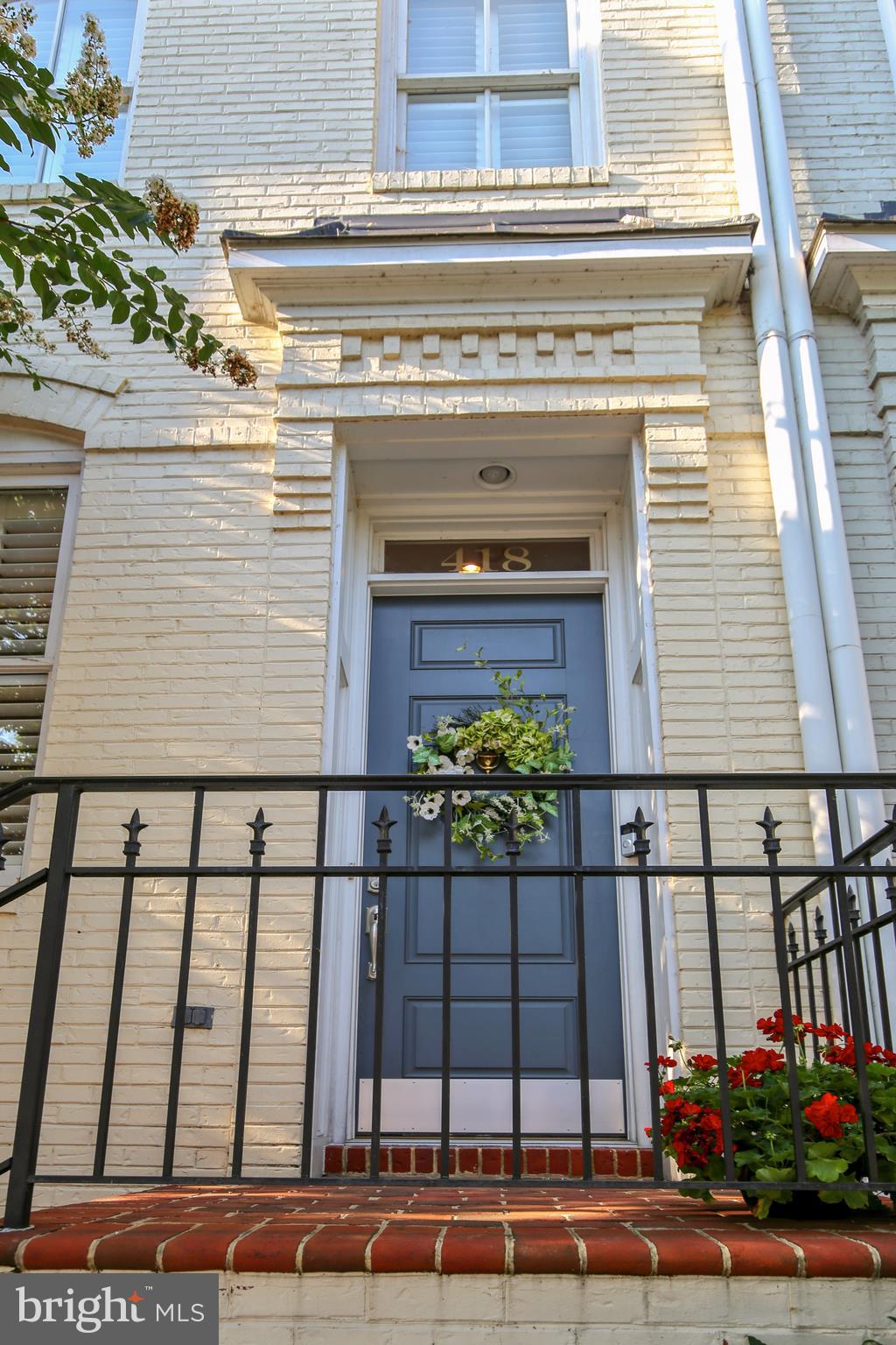 CHATHAM SQUARE - Residential