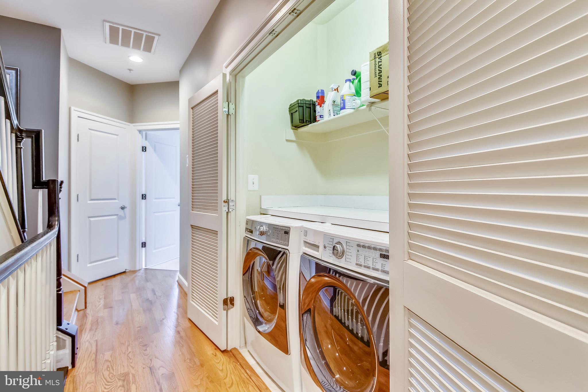 CHATHAM SQUARE - Residential