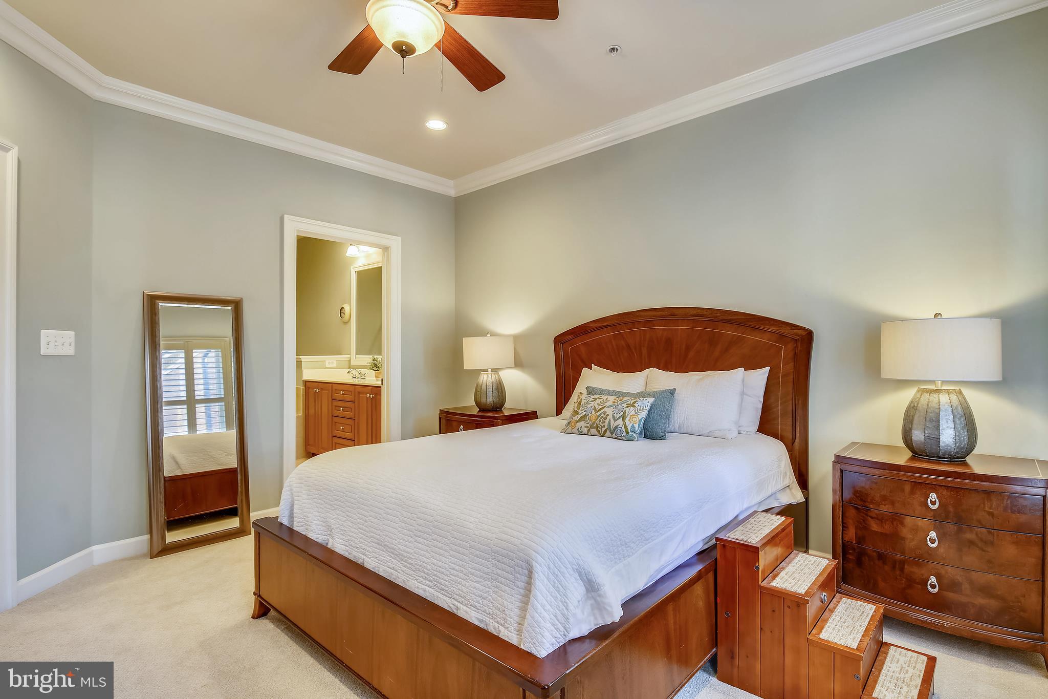 CHATHAM SQUARE - Residential