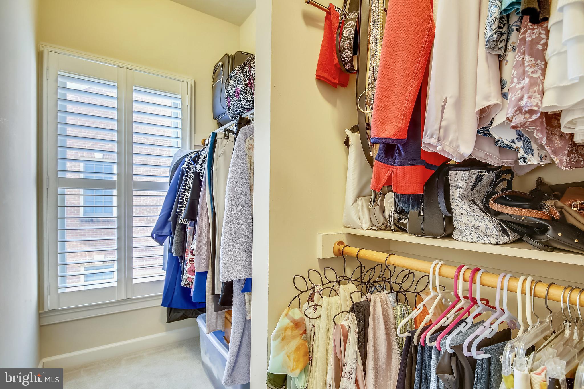 CHATHAM SQUARE - Residential