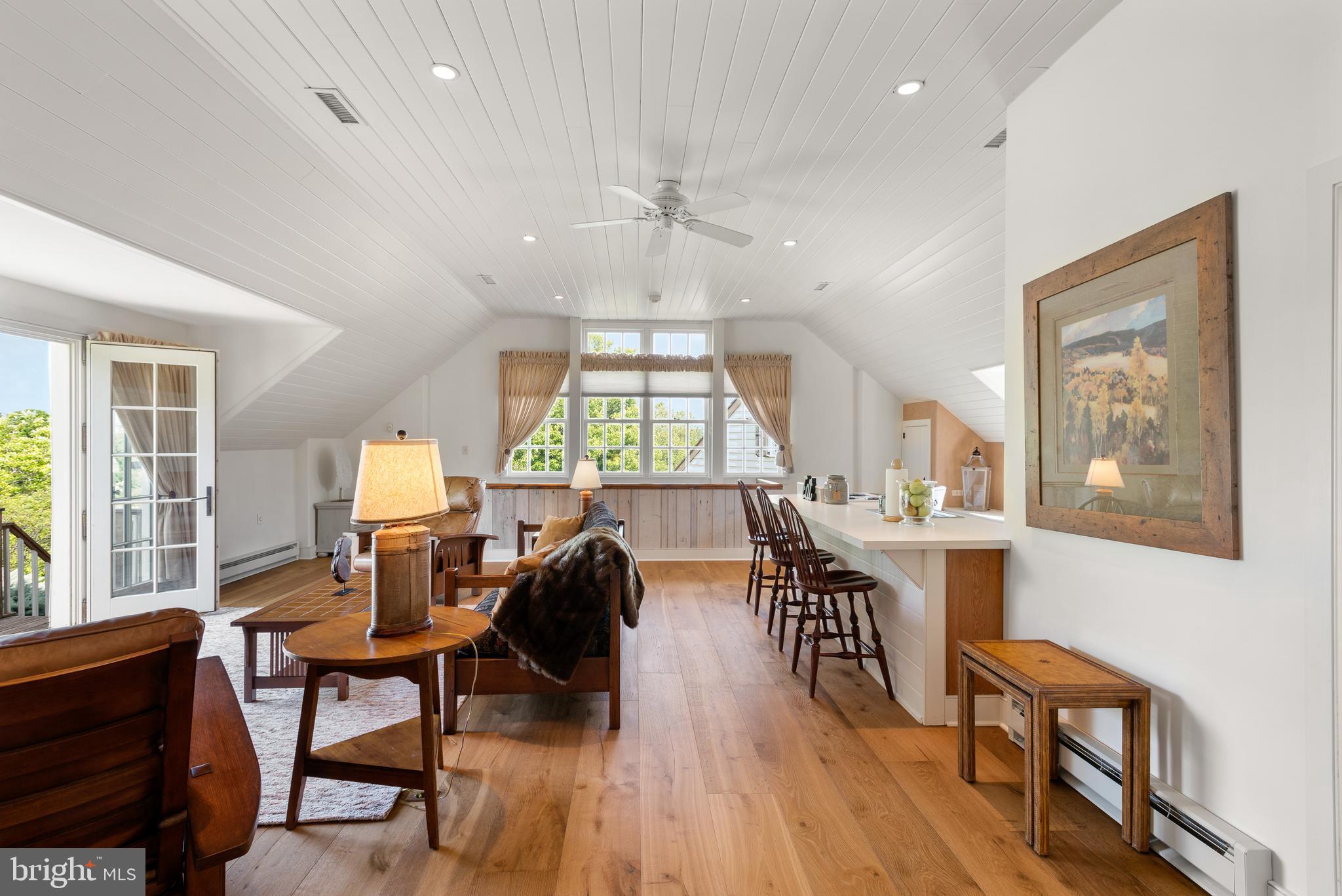 CHESHIRE HUNT - Residential