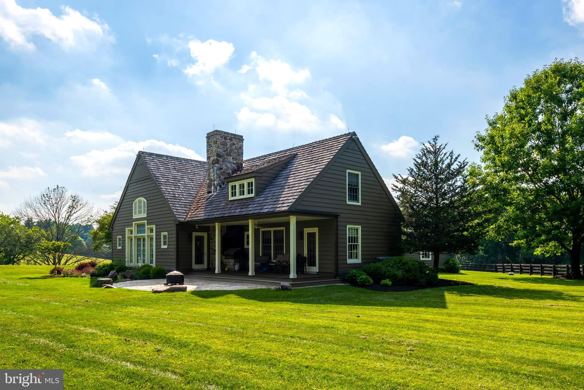 CHESHIRE HUNT - Residential