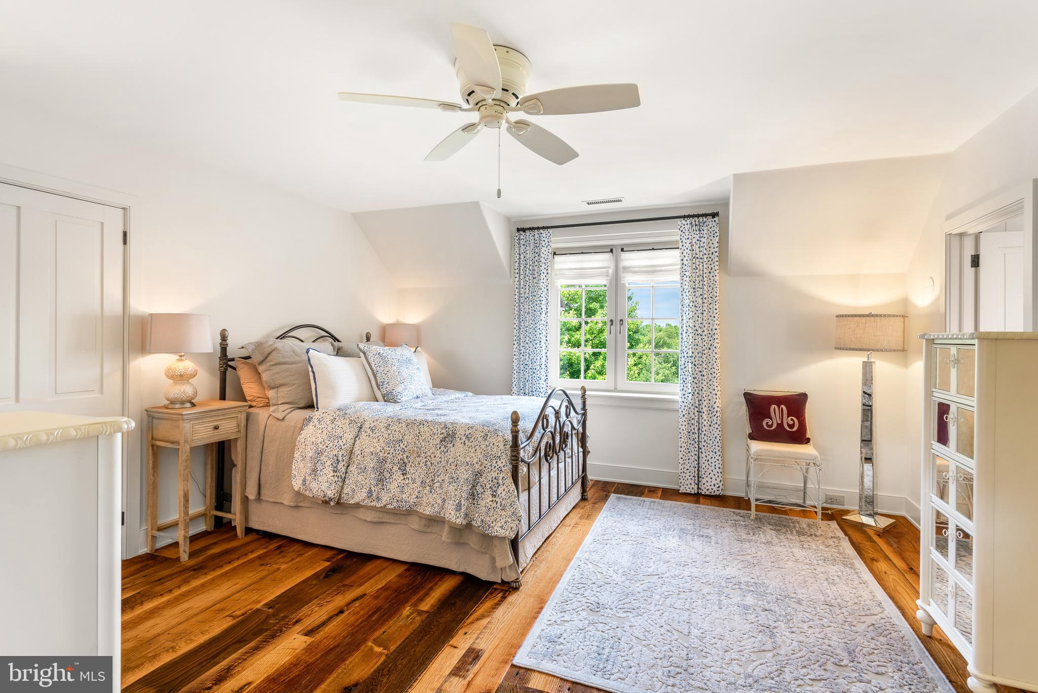 CHESHIRE HUNT - Residential