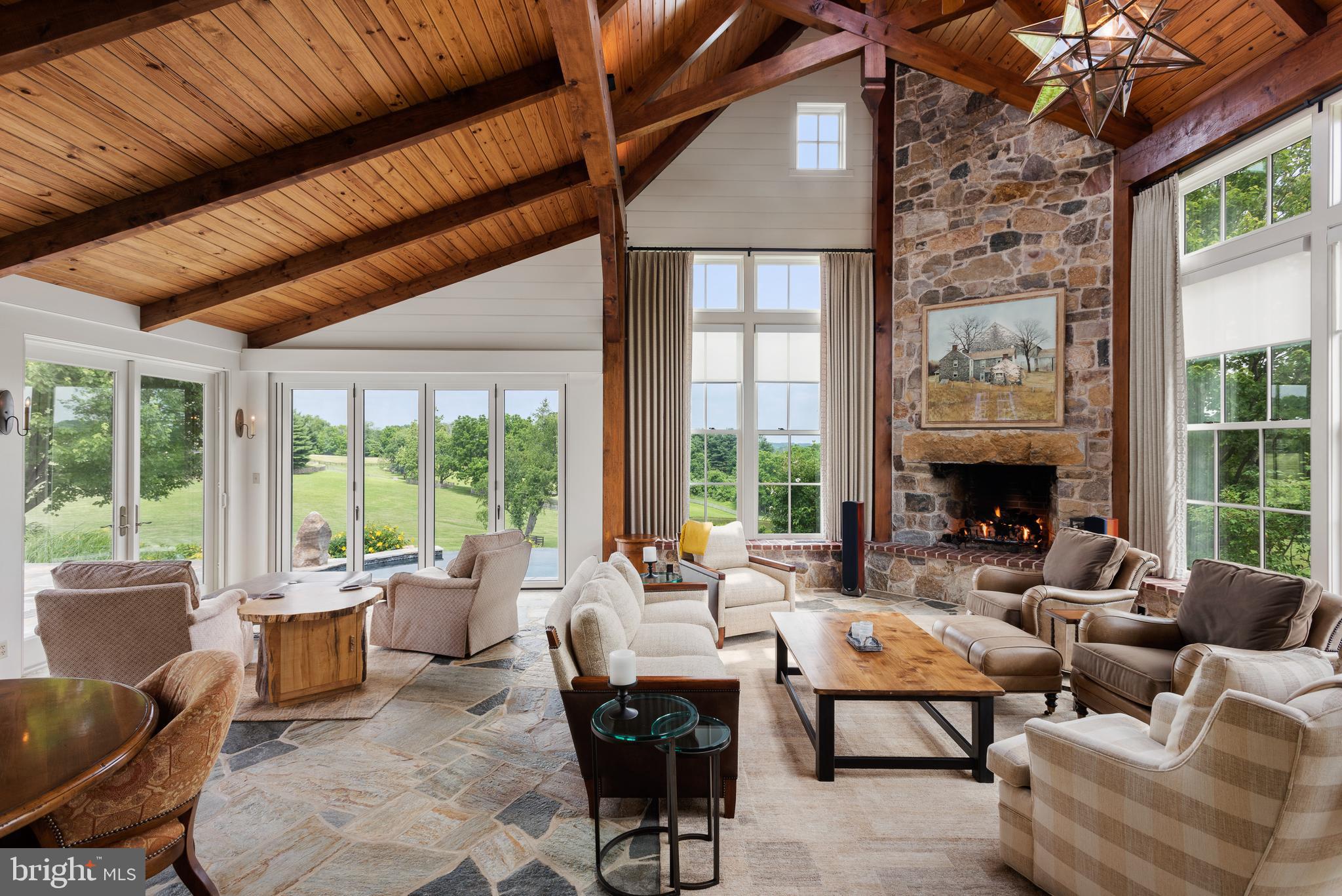 CHESHIRE HUNT - Residential