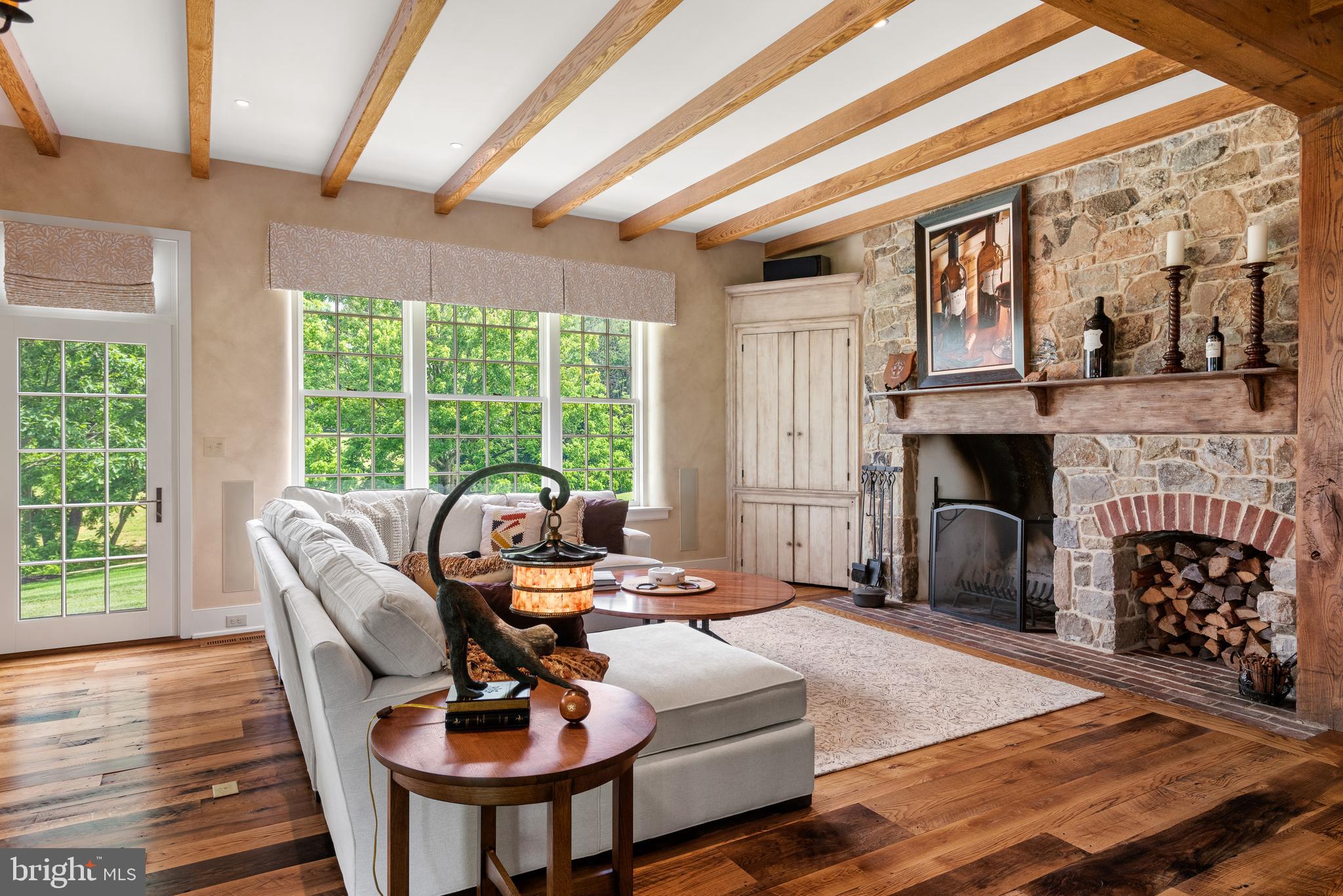 CHESHIRE HUNT - Residential