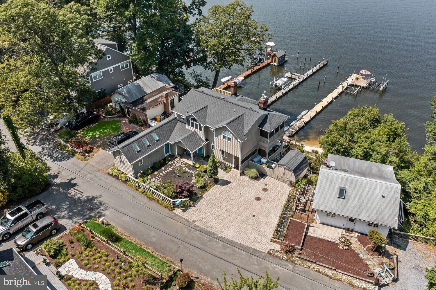 HERALD HARBOR - Residential