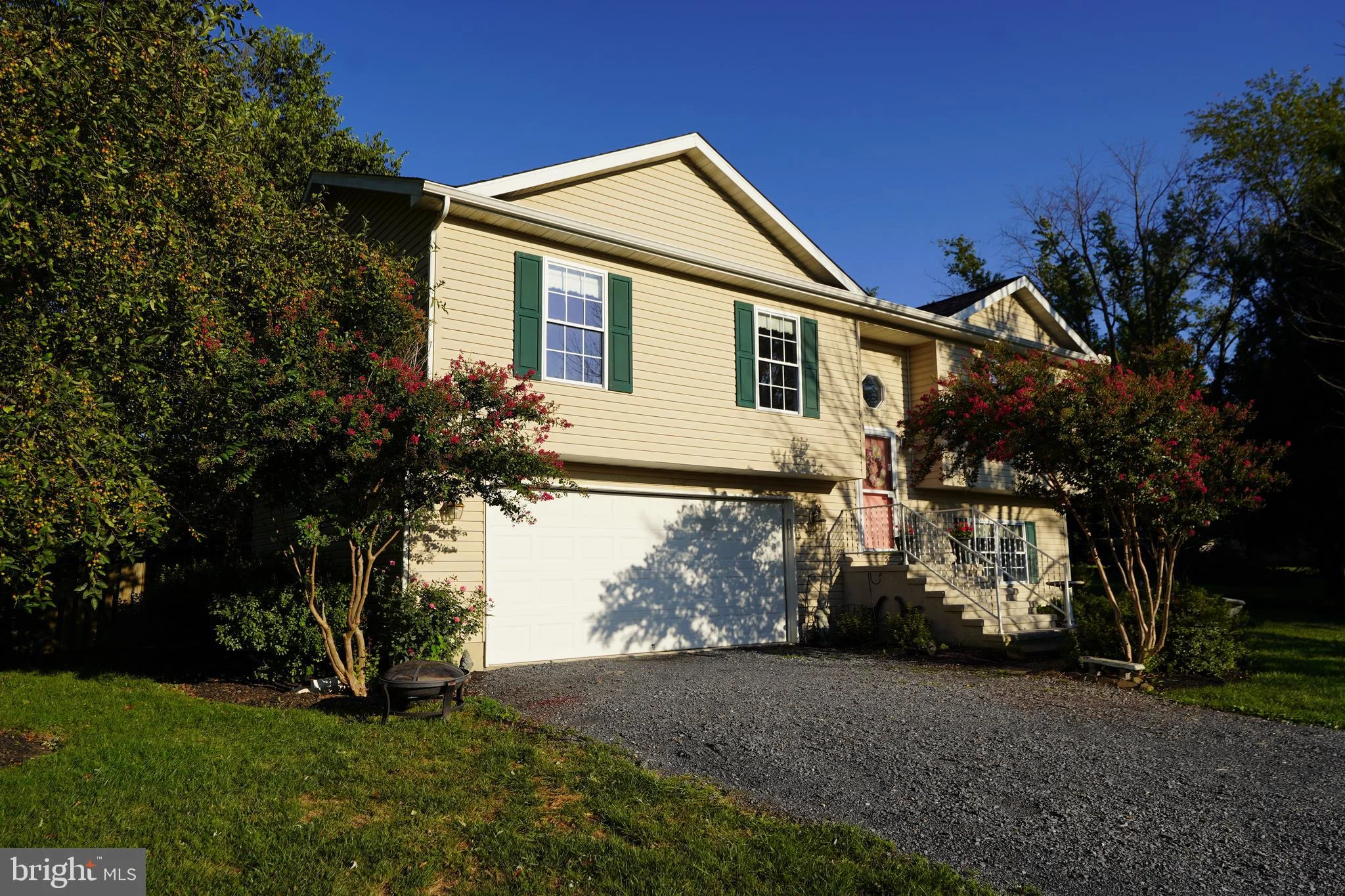 186 Longstreet Avenue, Inwood, WV 25428