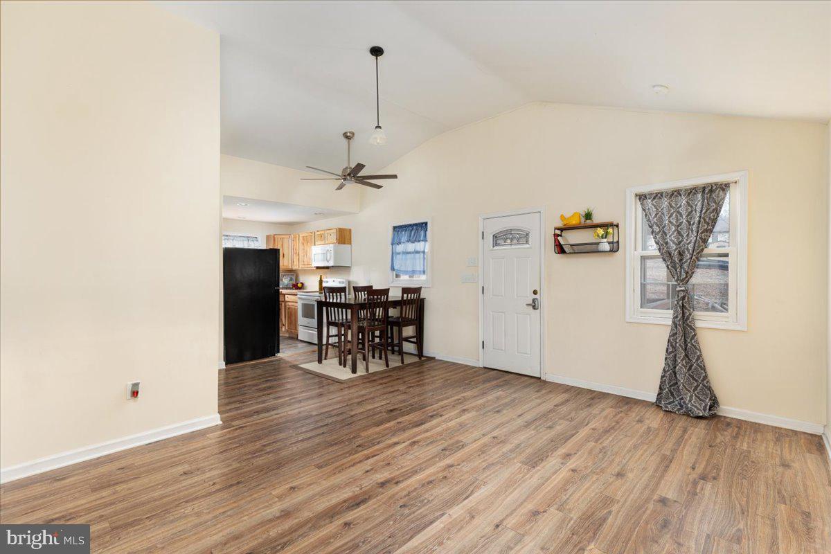 SLEEPY CREEK MT RETREAT - Residential