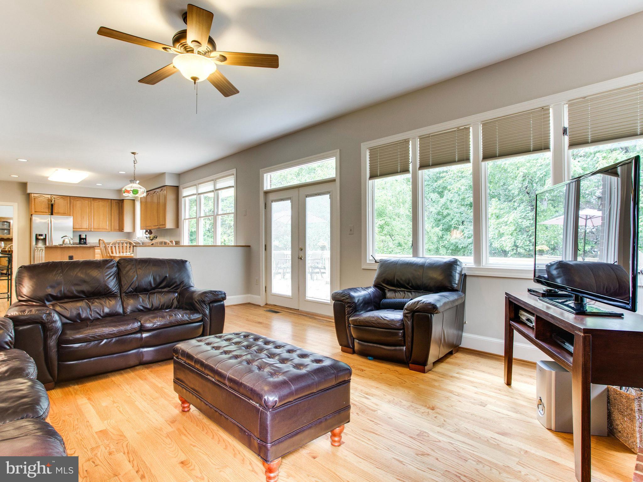 VIRGINIA CHASE - Residential