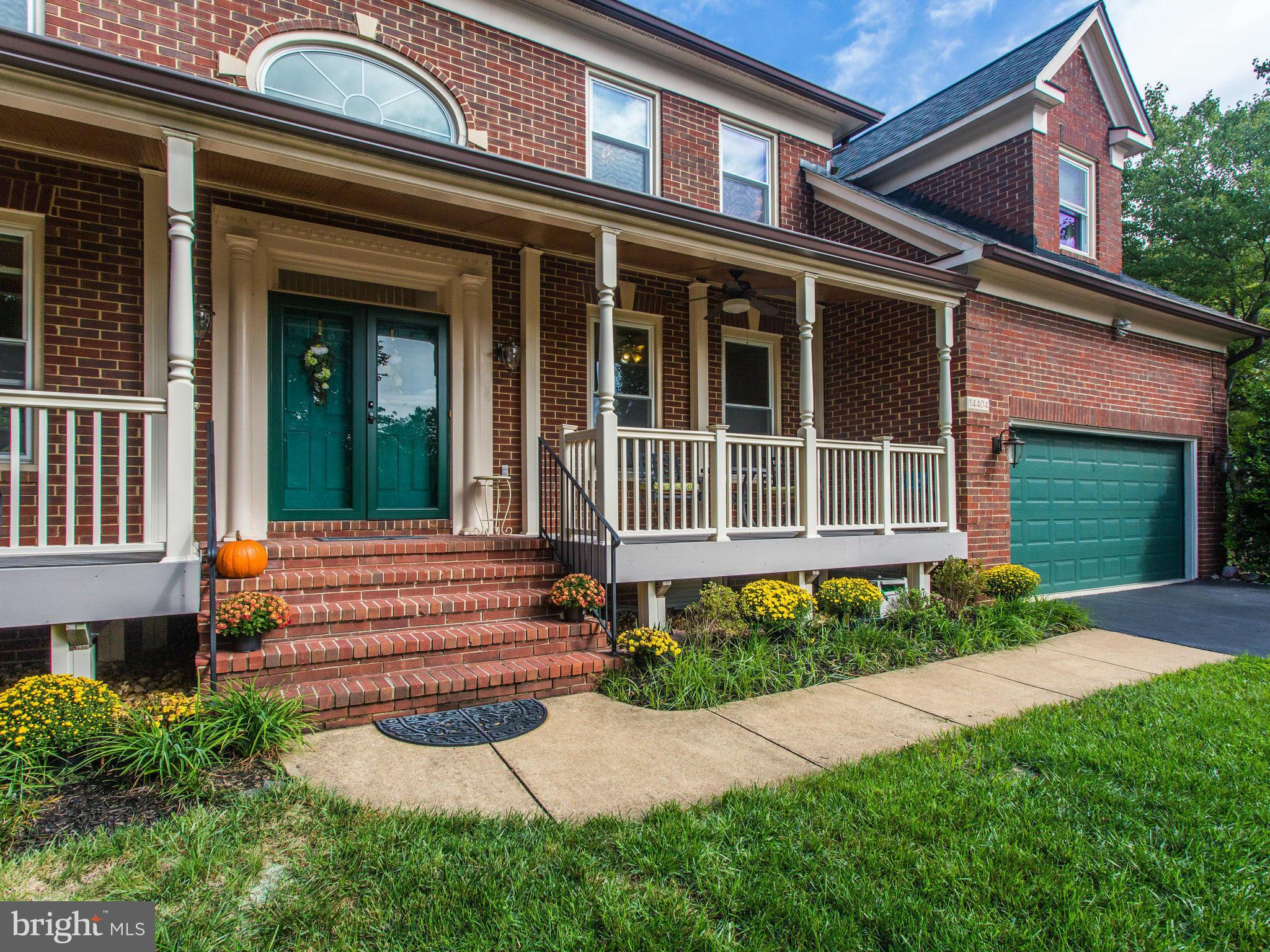 VIRGINIA CHASE - Residential