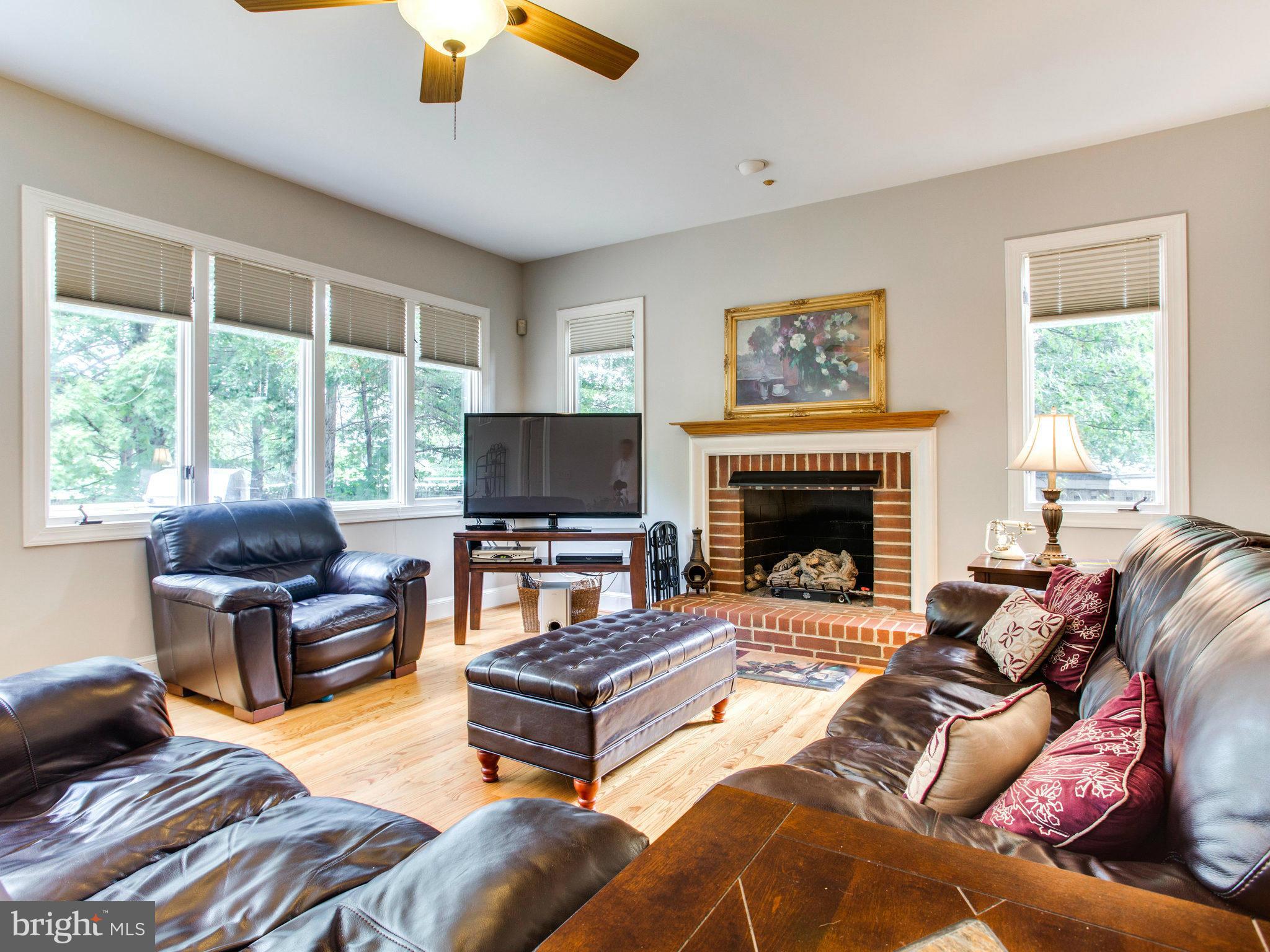 VIRGINIA CHASE - Residential