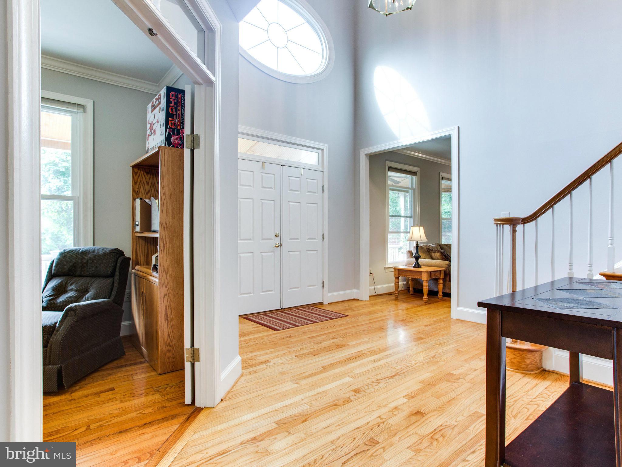 VIRGINIA CHASE - Residential