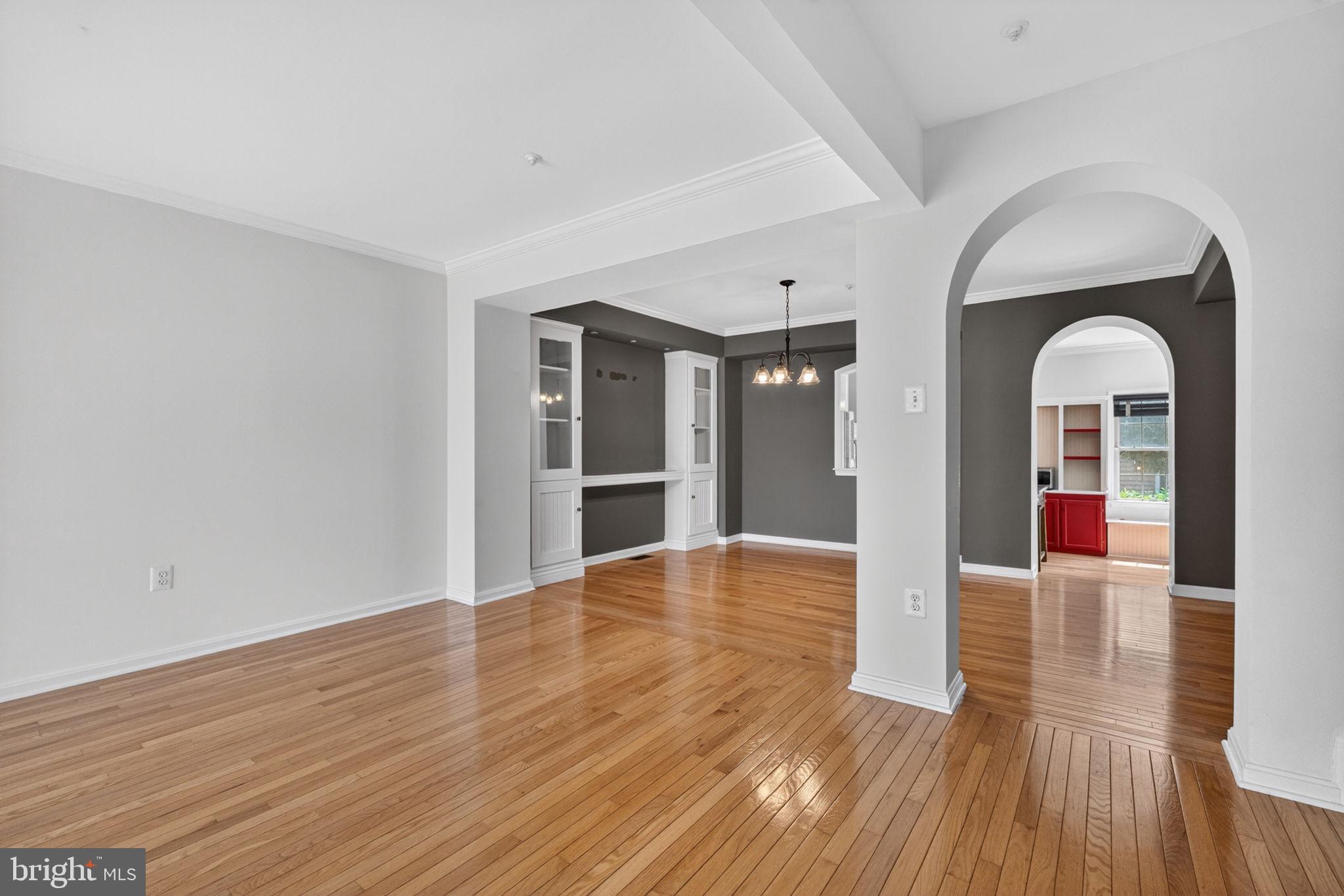 WORMANS MILL - Residential