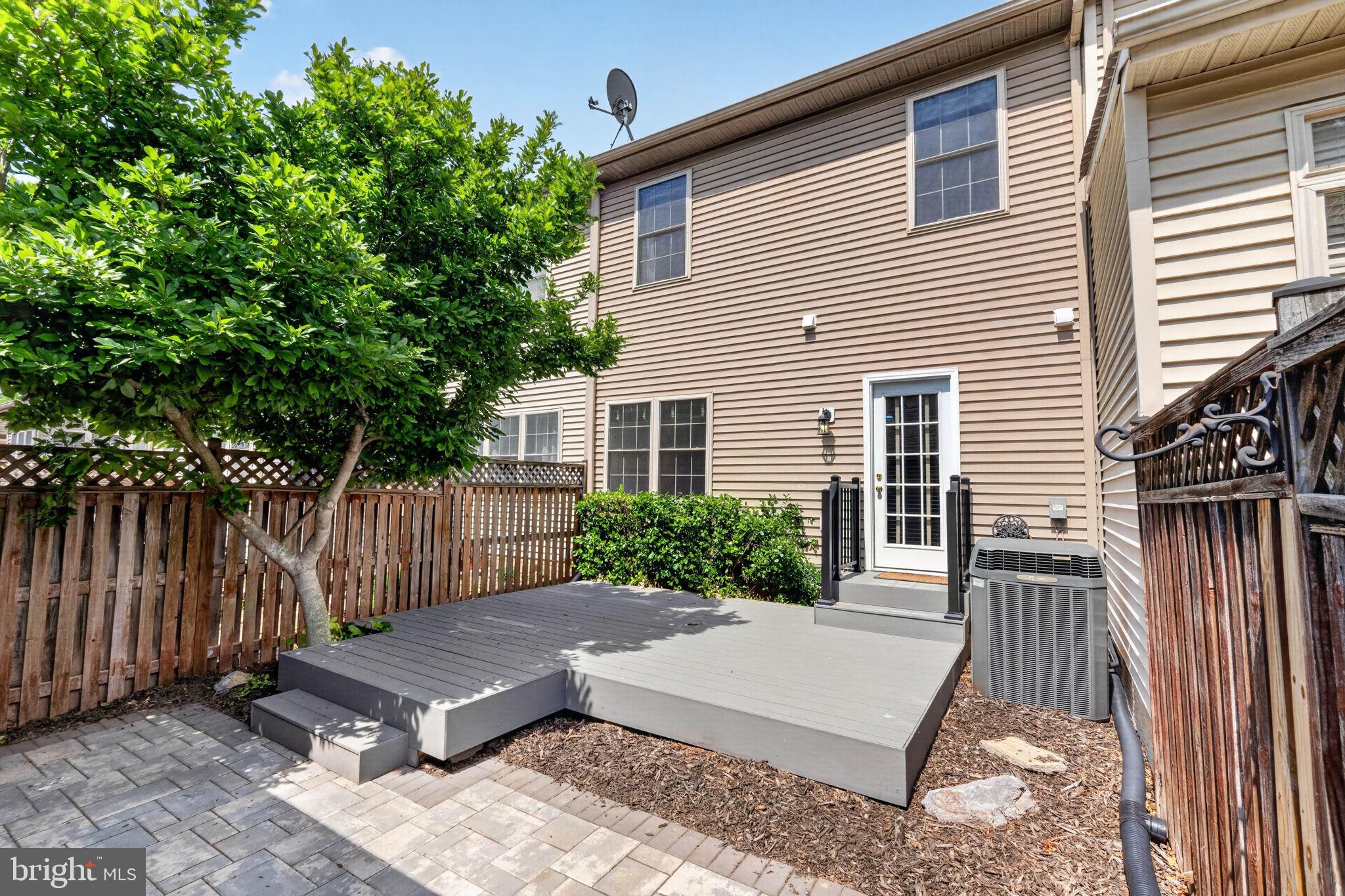 WORMANS MILL - Residential