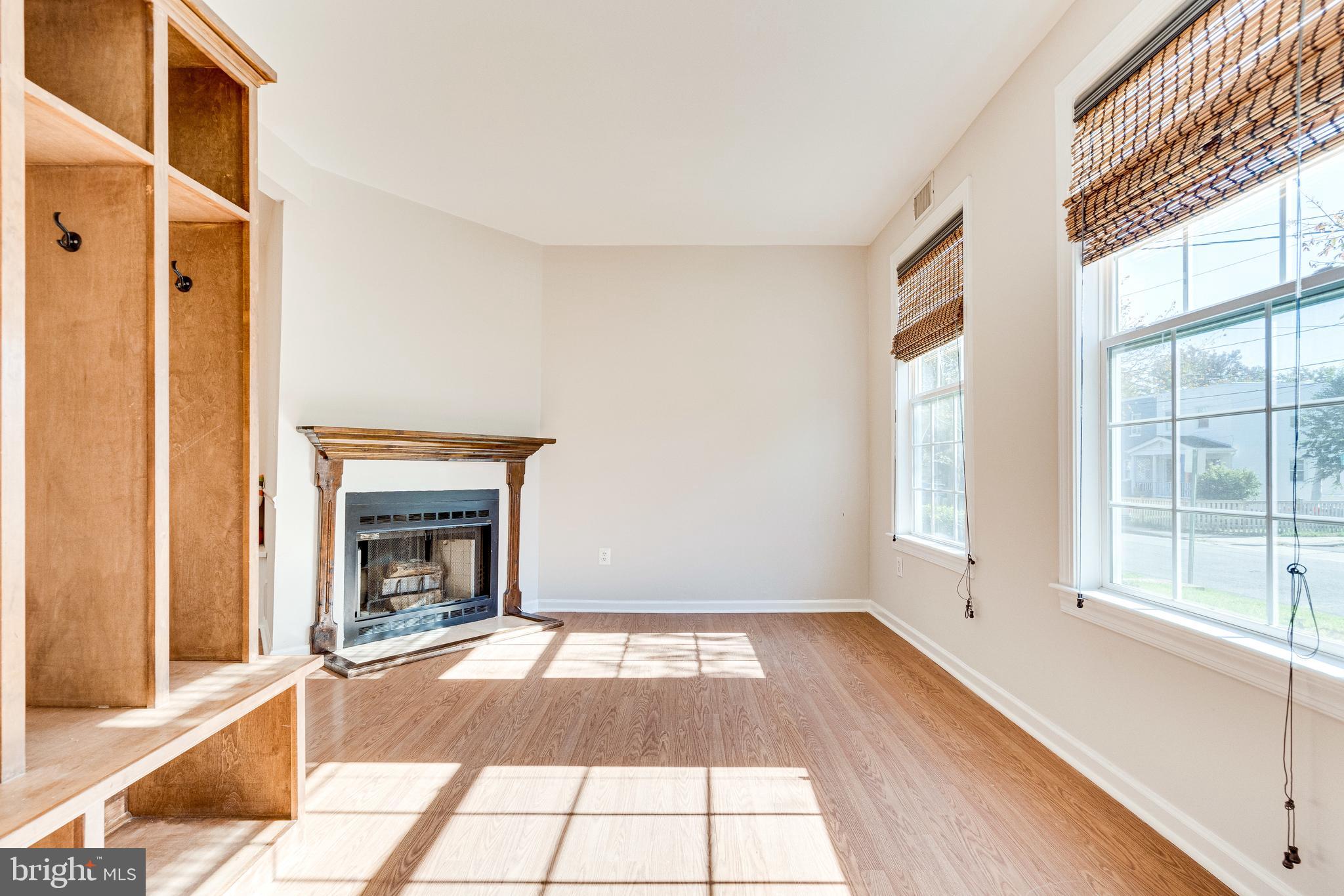 DEL RAY - Residential Lease