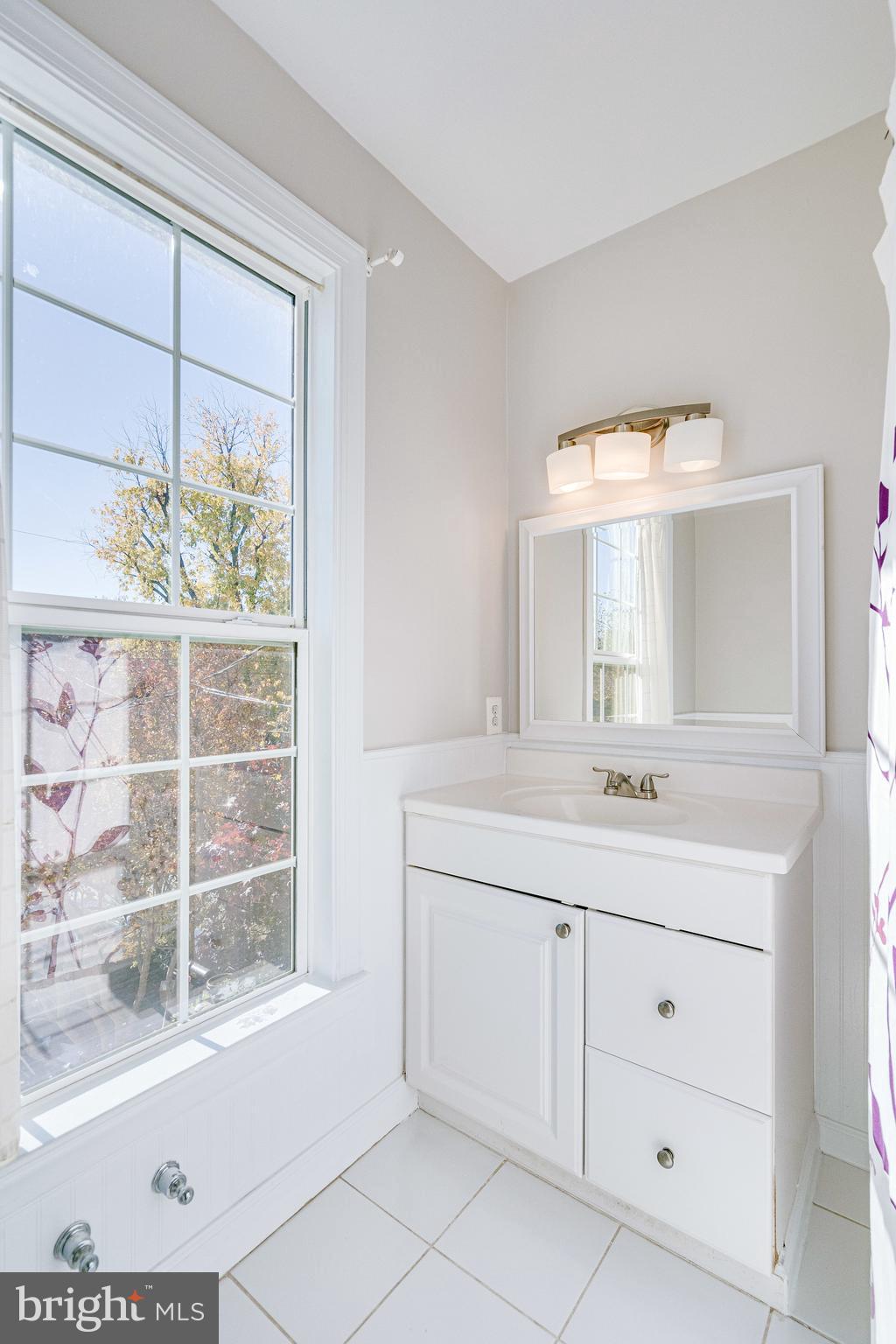 DEL RAY - Residential Lease