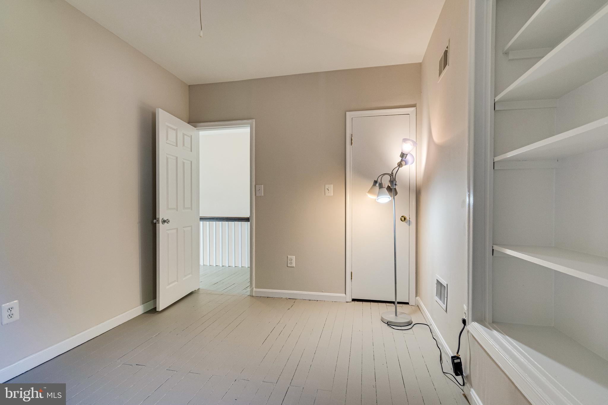 DEL RAY - Residential Lease