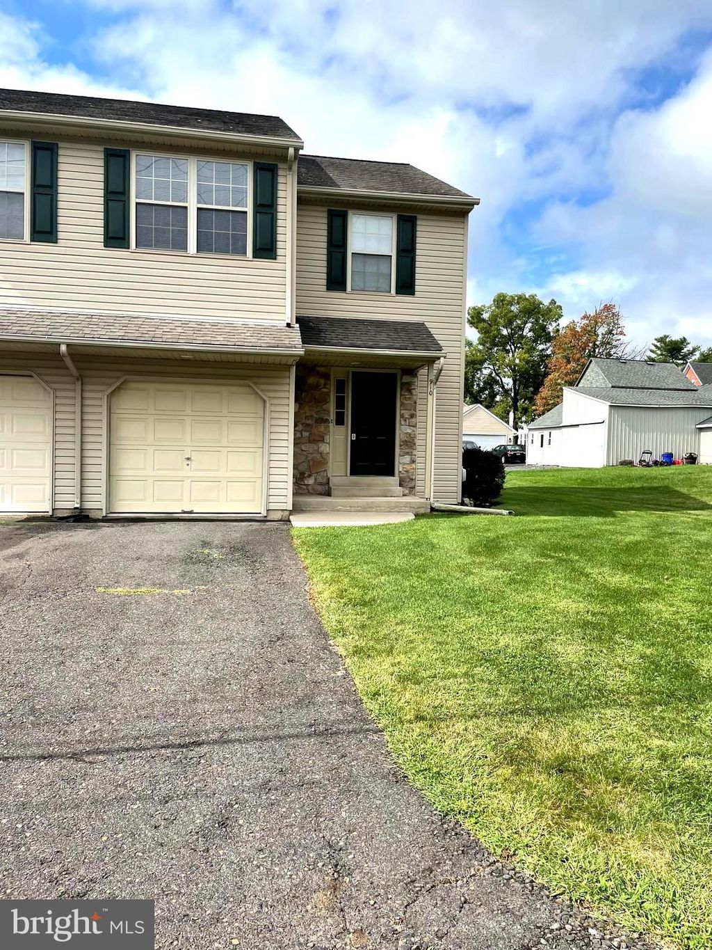 Photo of 910 Vine Street, PERKASIE, PA 18944 (MLS # PABU2109400)