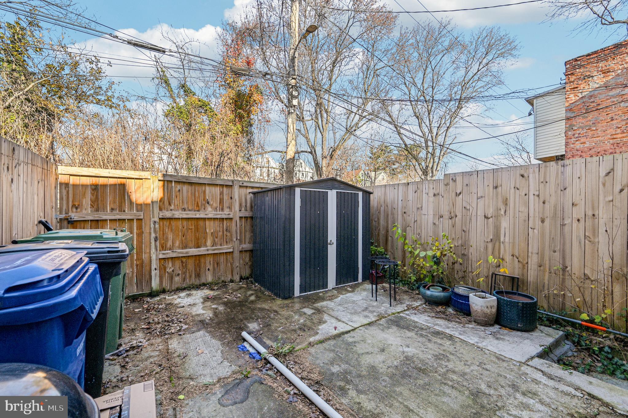 WAVERLY - Residential