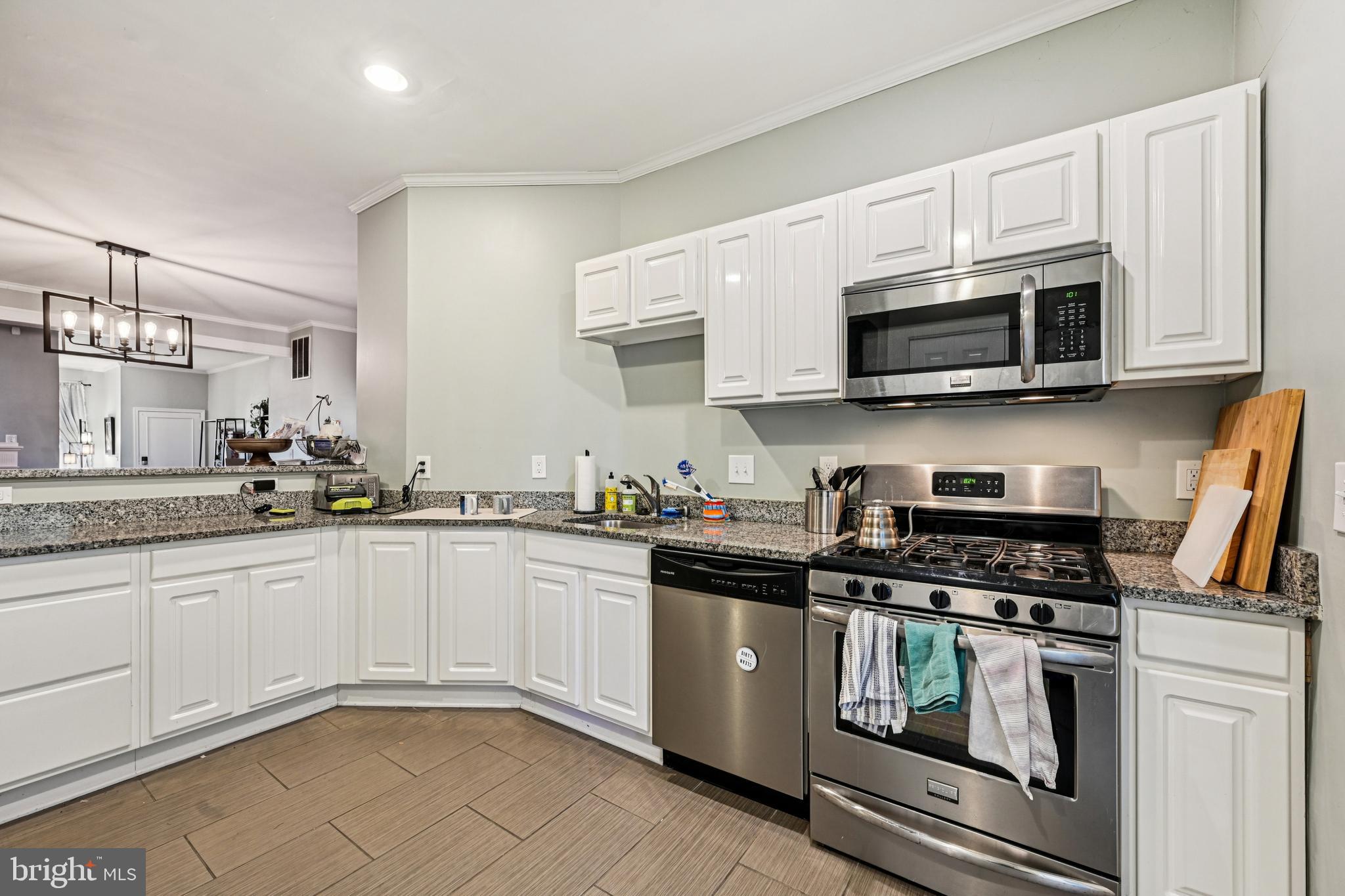 WAVERLY - Residential