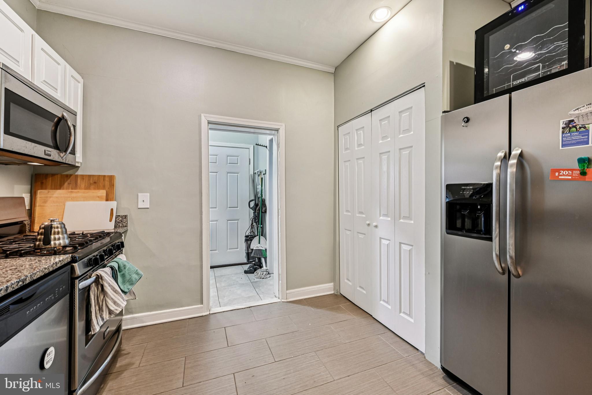 WAVERLY - Residential