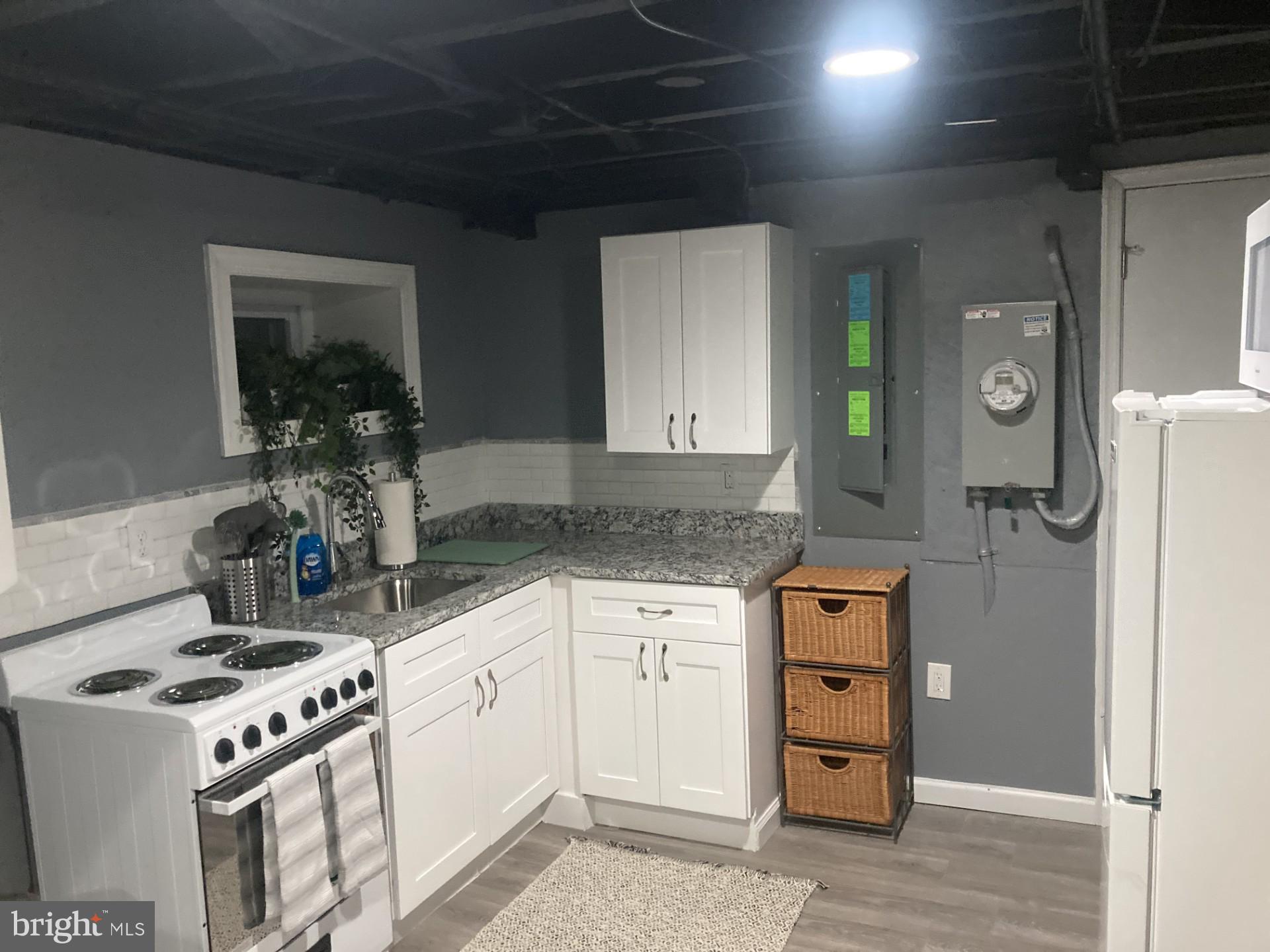 WAVERLY - Residential