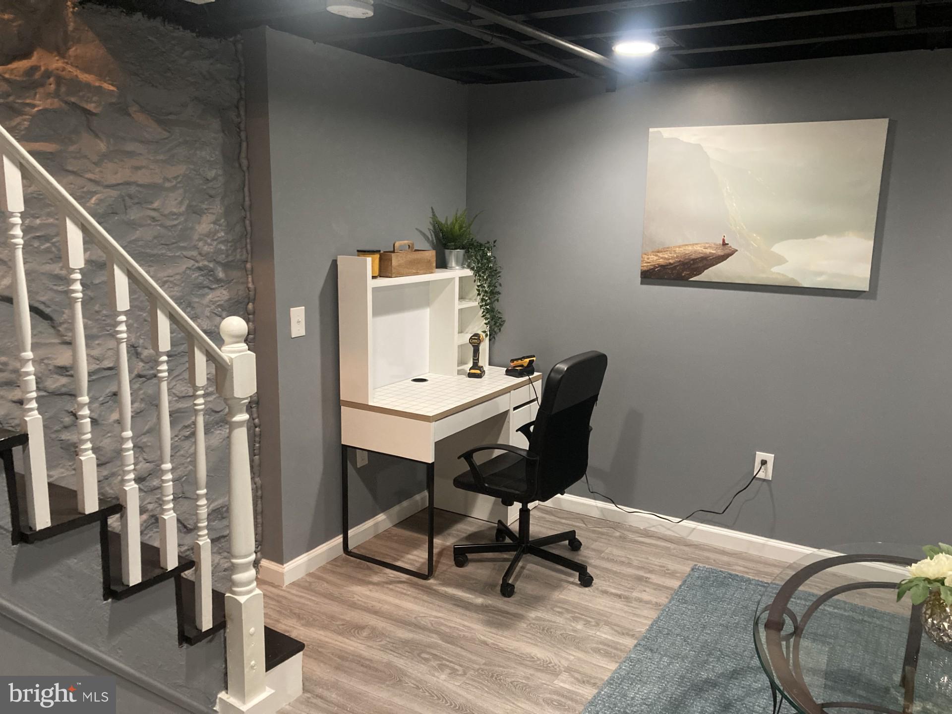 WAVERLY - Residential