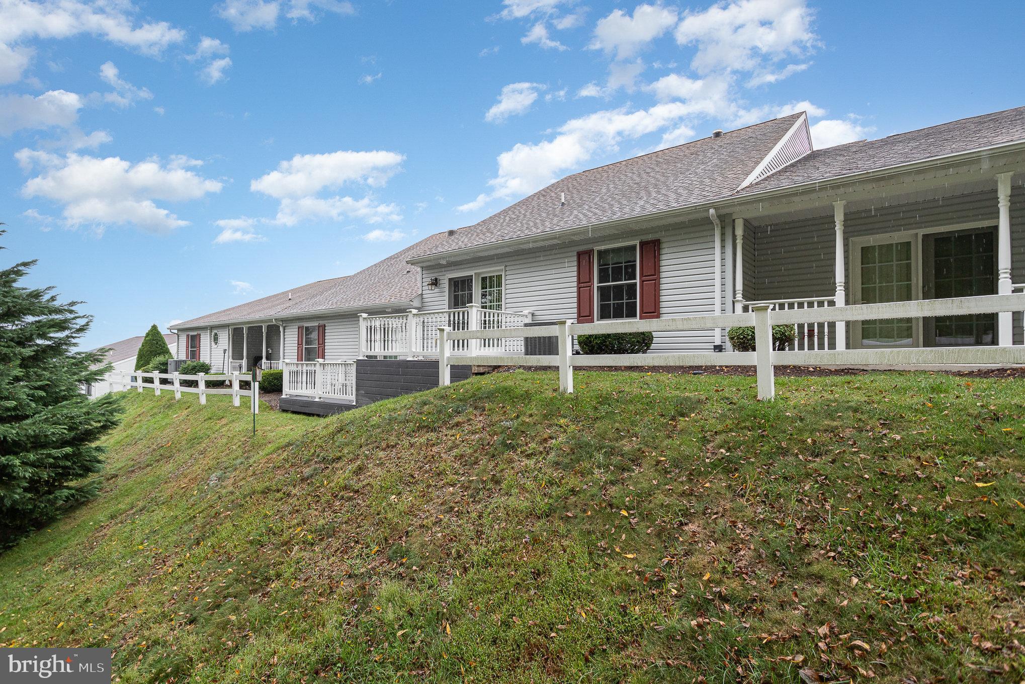 ROTH'S FARM VILLAGE CONDO - Residential