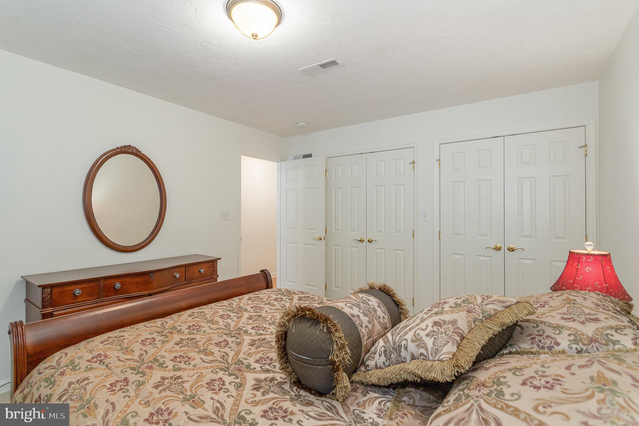 ROTH'S FARM VILLAGE CONDO - Residential