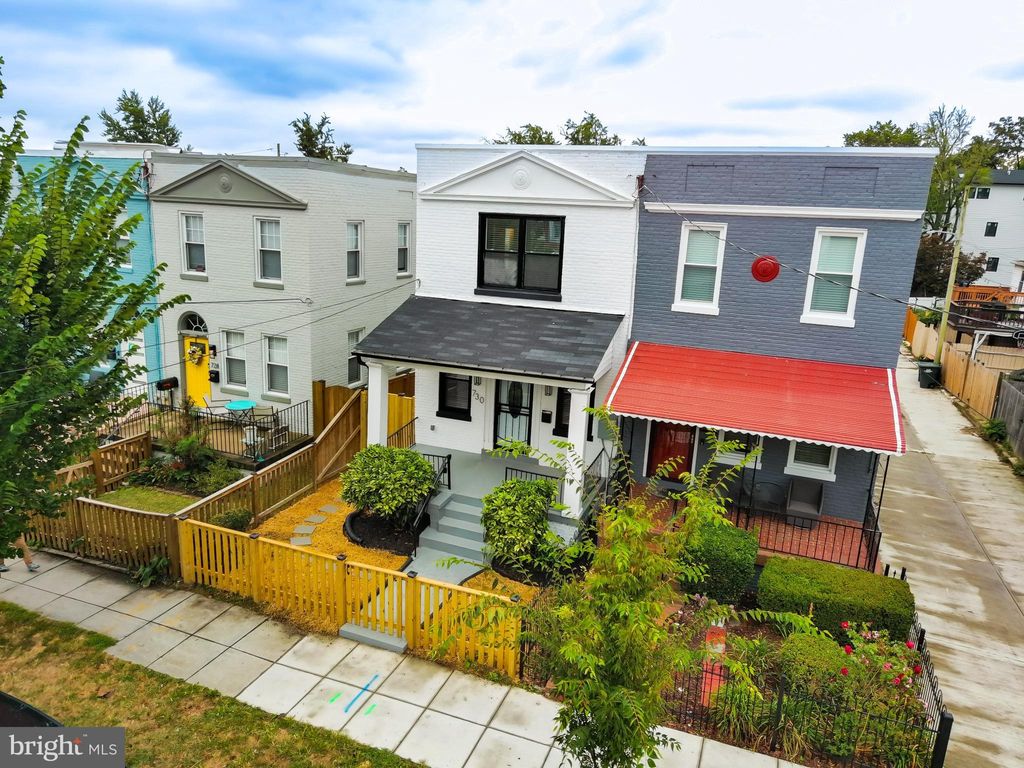 Photo of 730 Sheridan Street NW, WASHINGTON, DC 20011 (MLS # DCDC2216354)