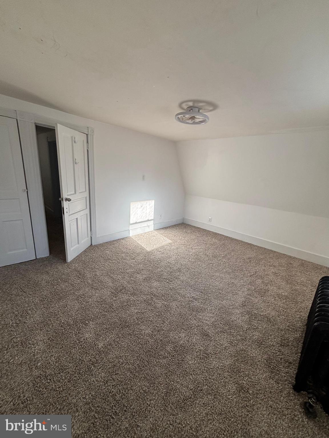 WILLOW GROVE - Residential