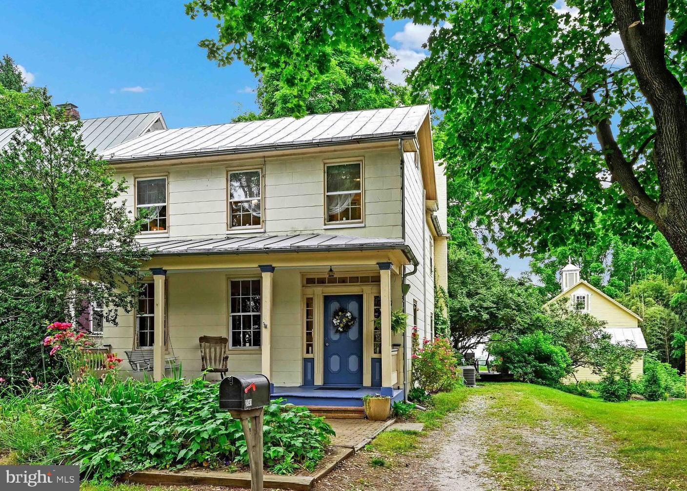 UNIONTOWN - Residential