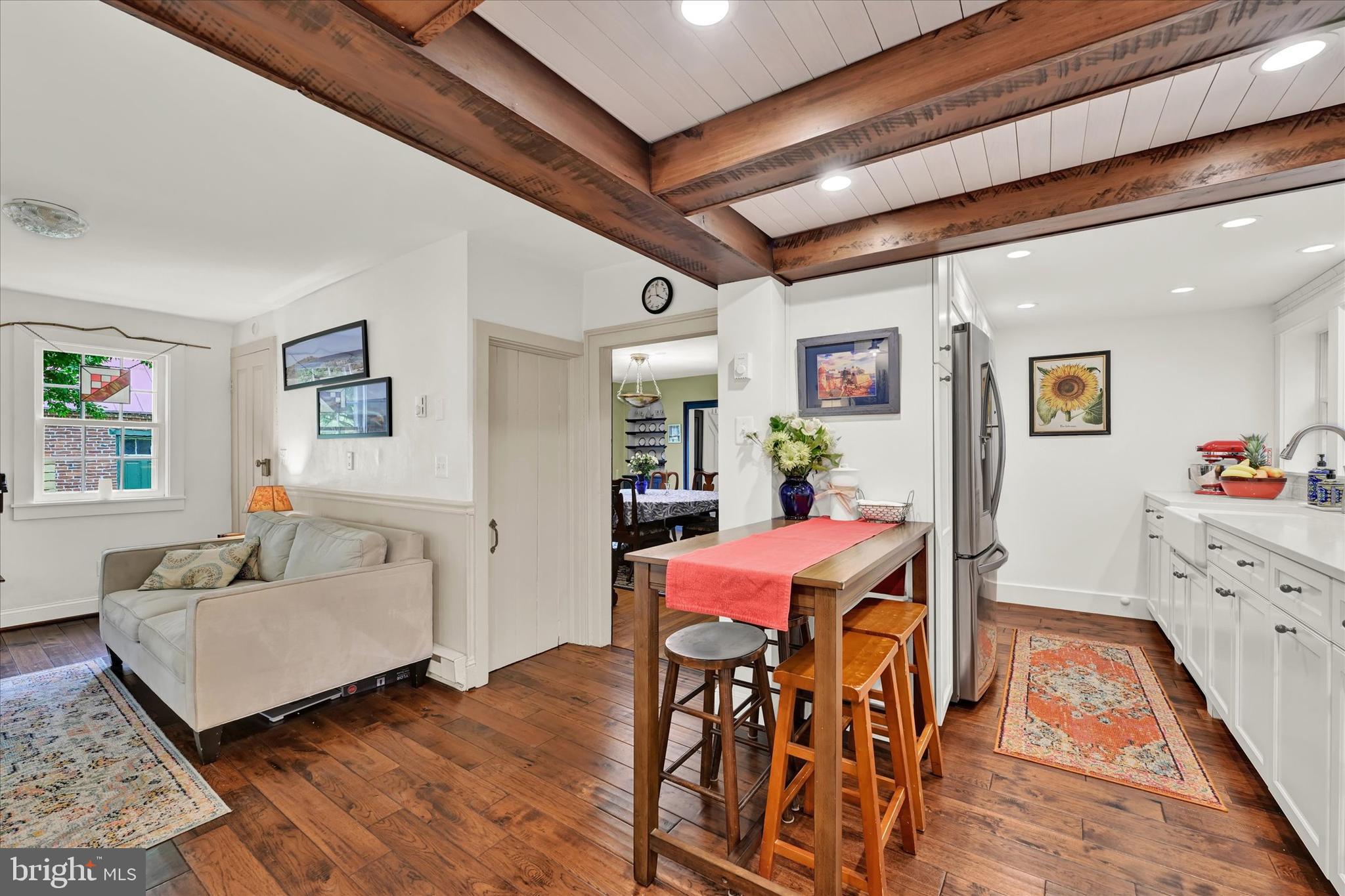 UNIONTOWN - Residential