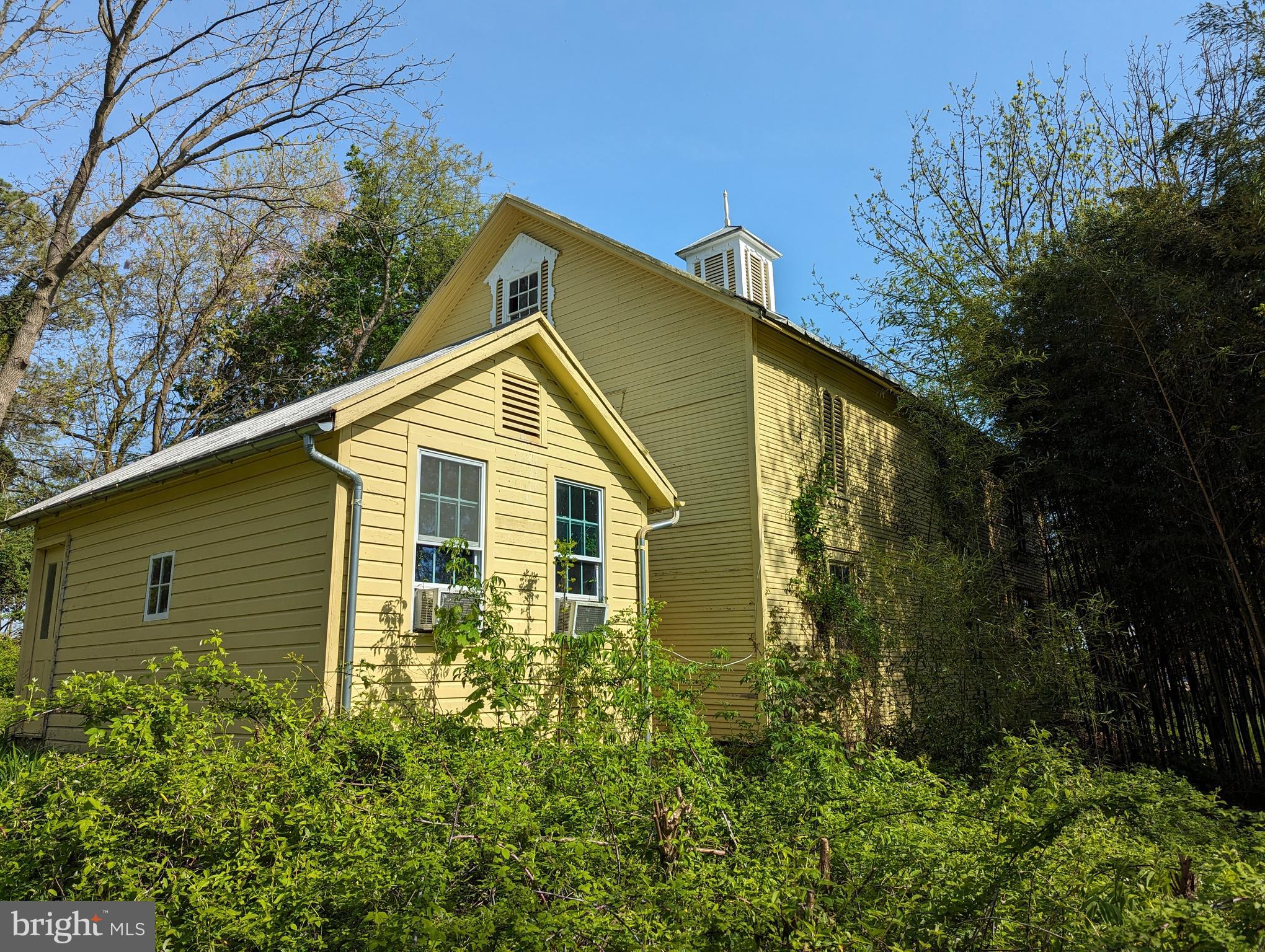 UNIONTOWN - Residential