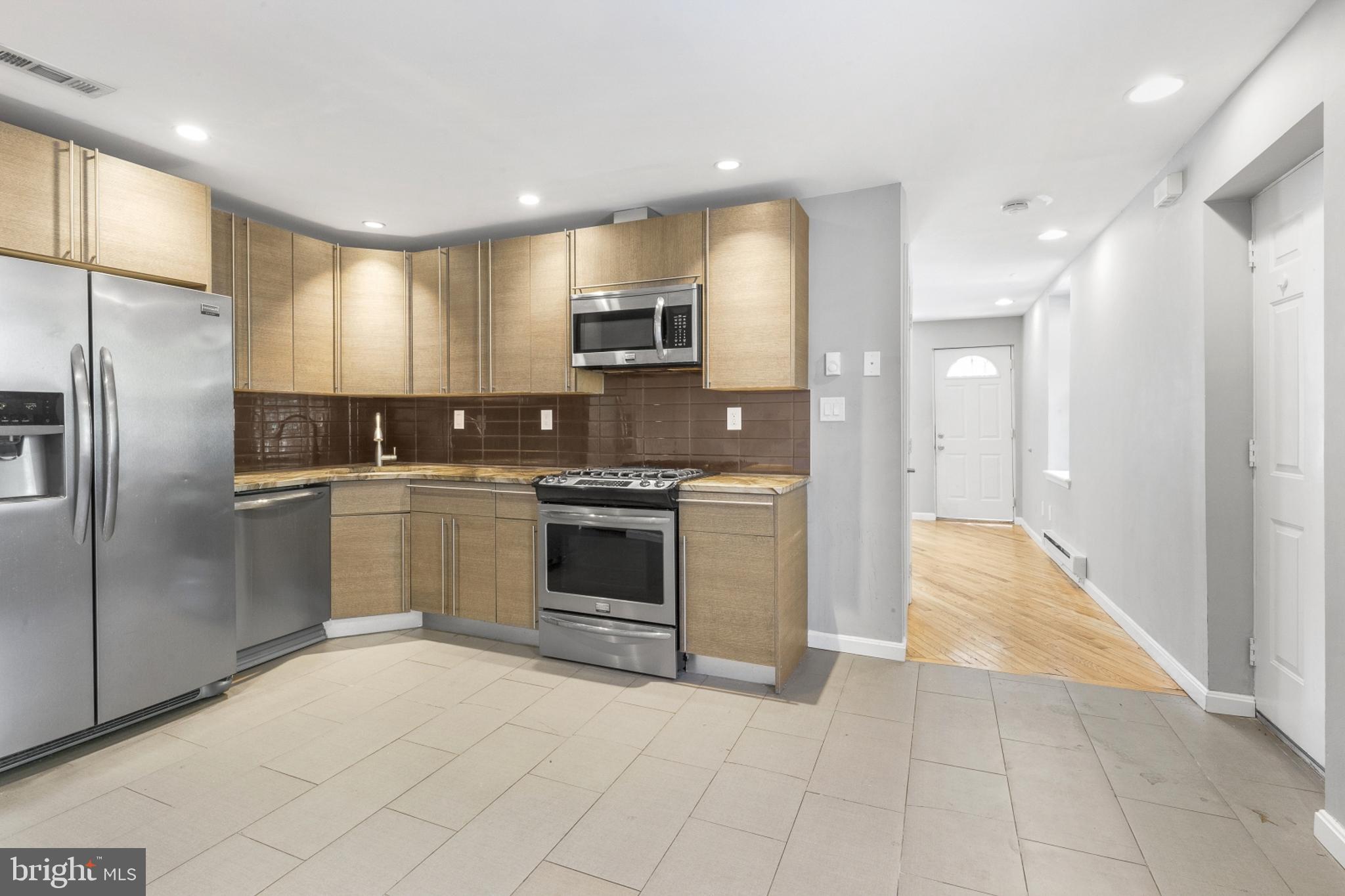 NORTHERN LIBERTIES - Residential Lease