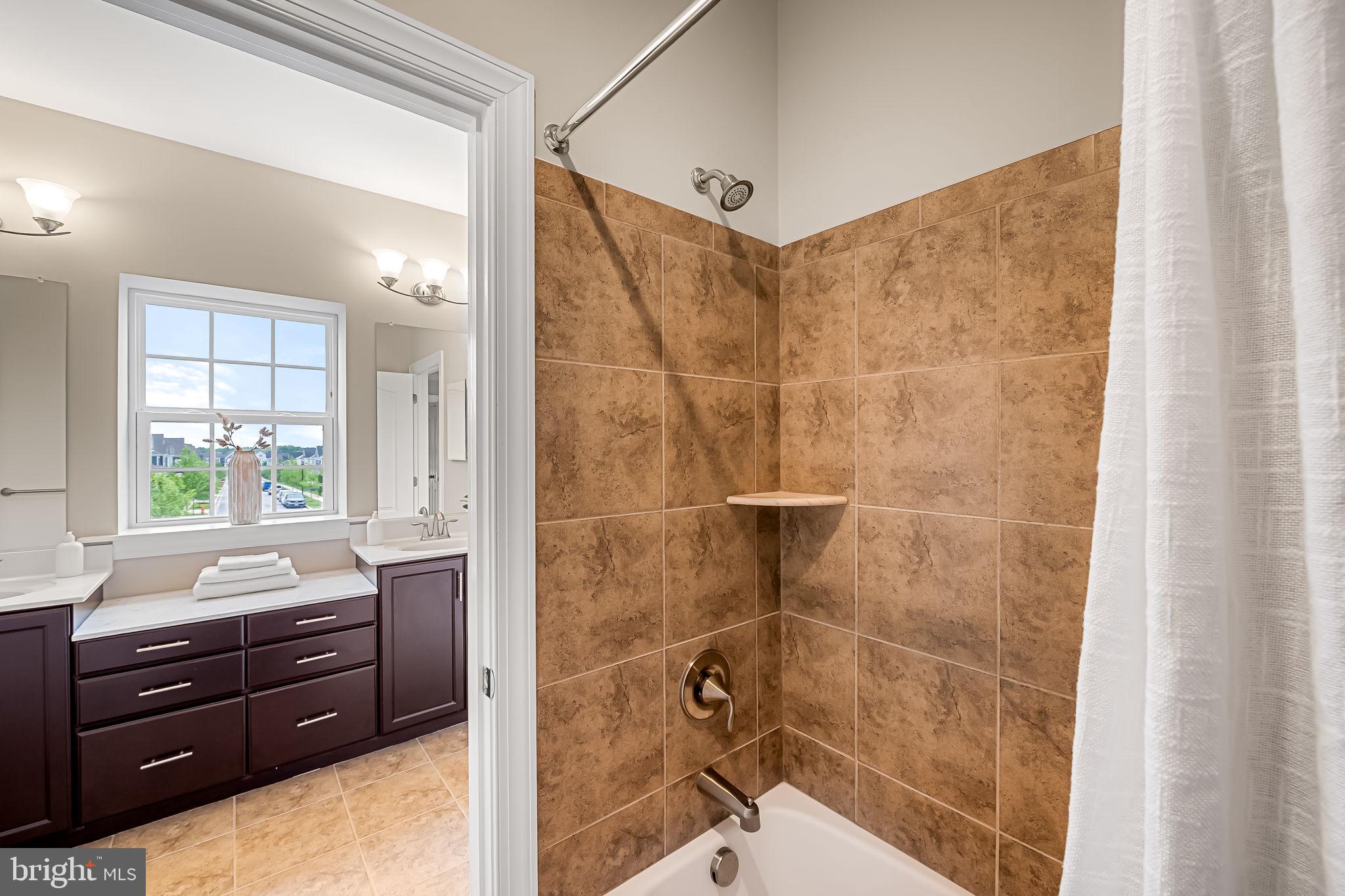 GREENLEIGH AT CROSSROADS - Residential