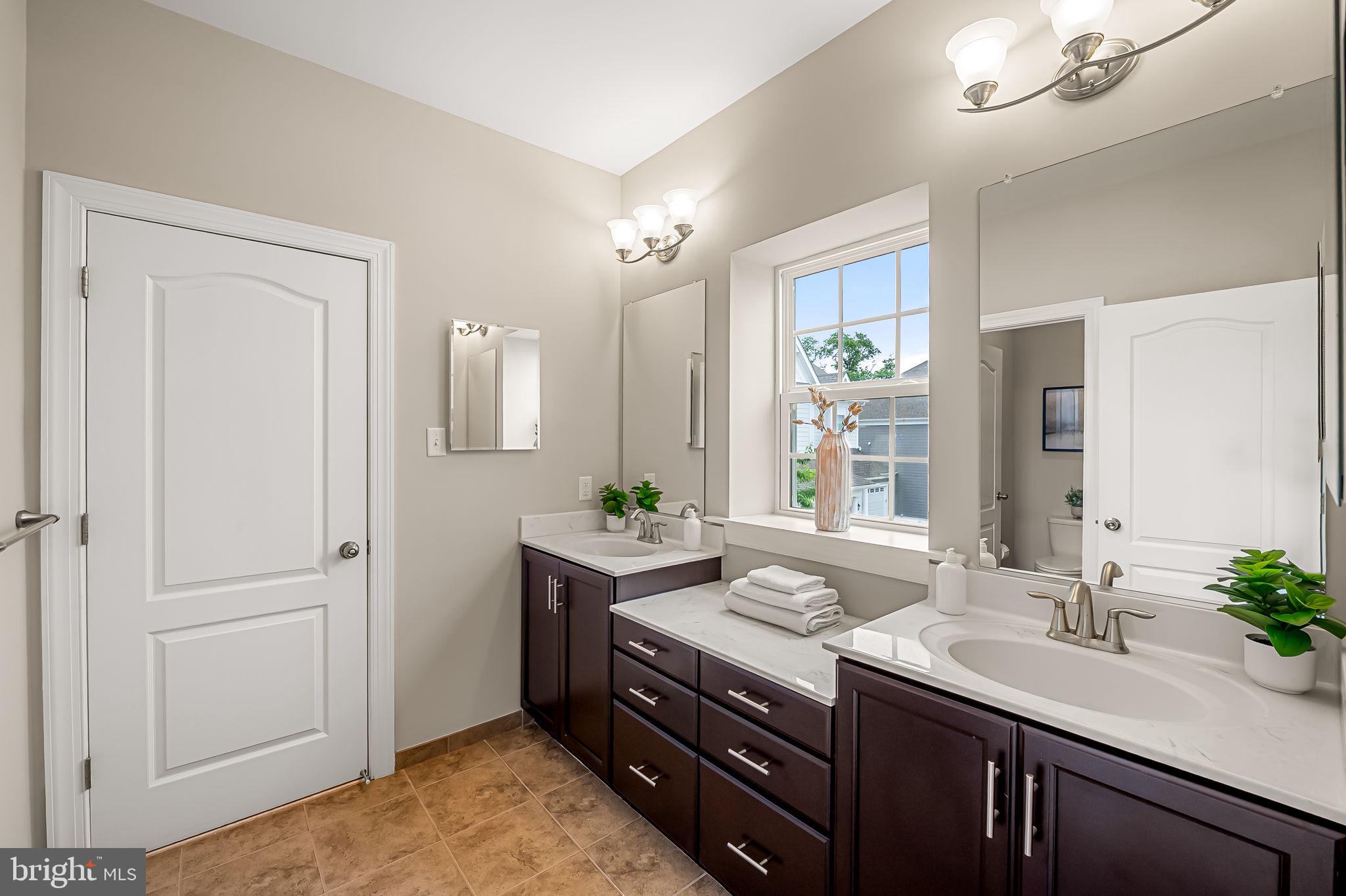 GREENLEIGH AT CROSSROADS - Residential