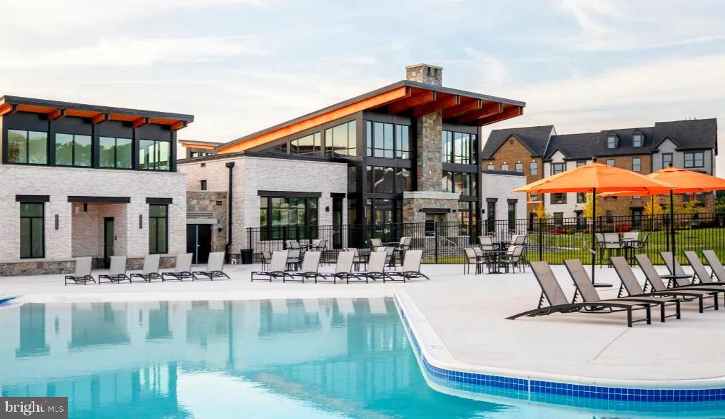 GREENLEIGH AT CROSSROADS - Residential