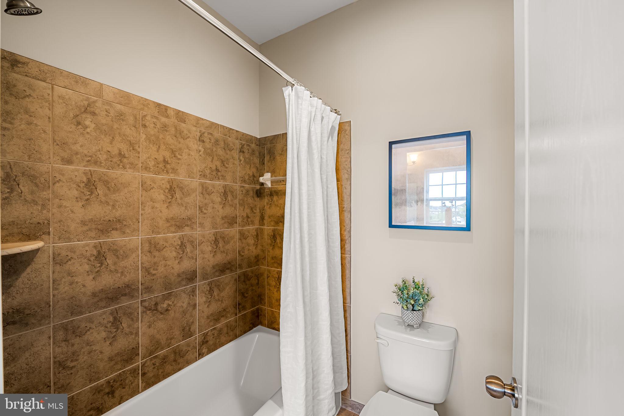 GREENLEIGH AT CROSSROADS - Residential